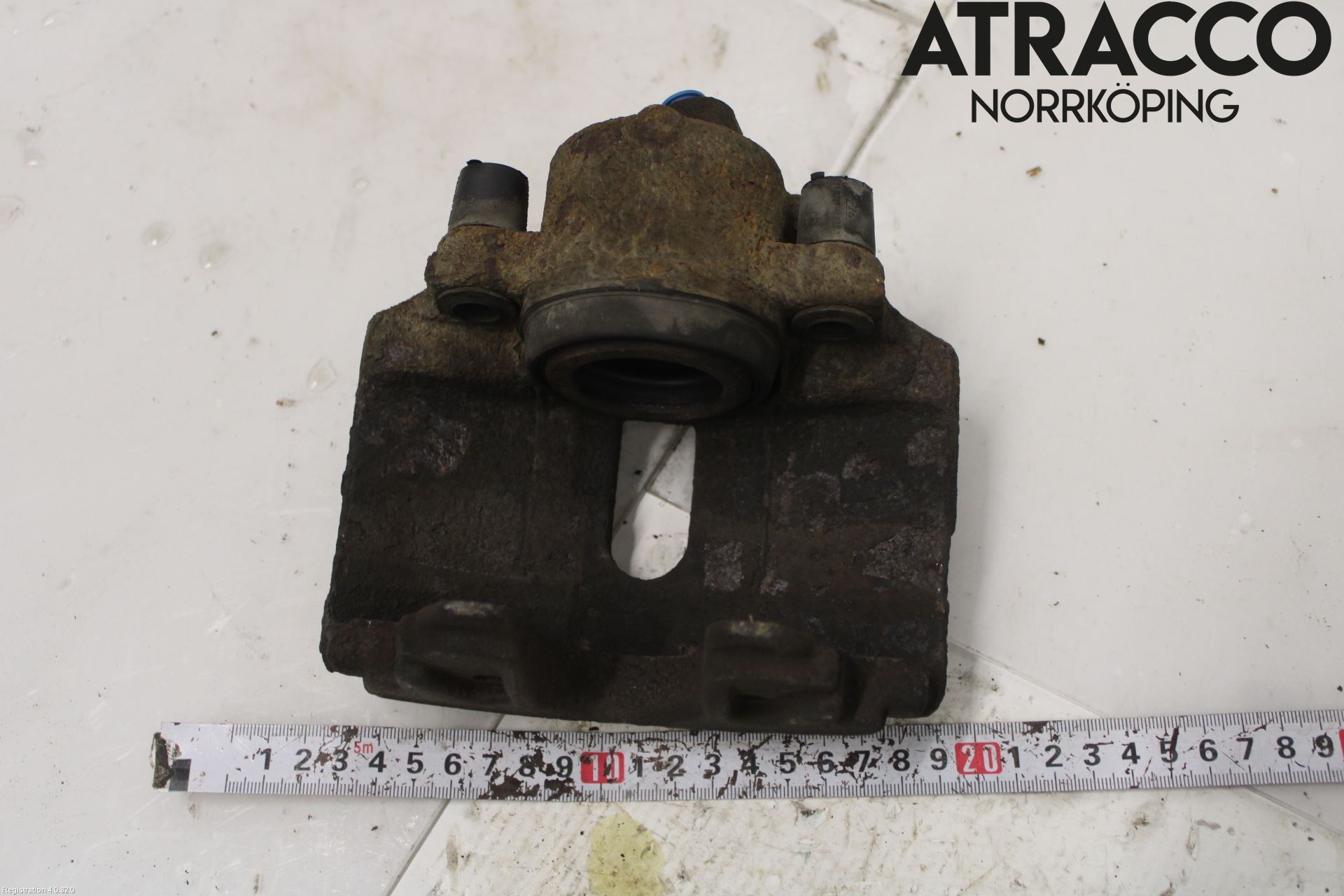 Volkswagen VW PASSAT 11-14 Bromsok Fram Höger