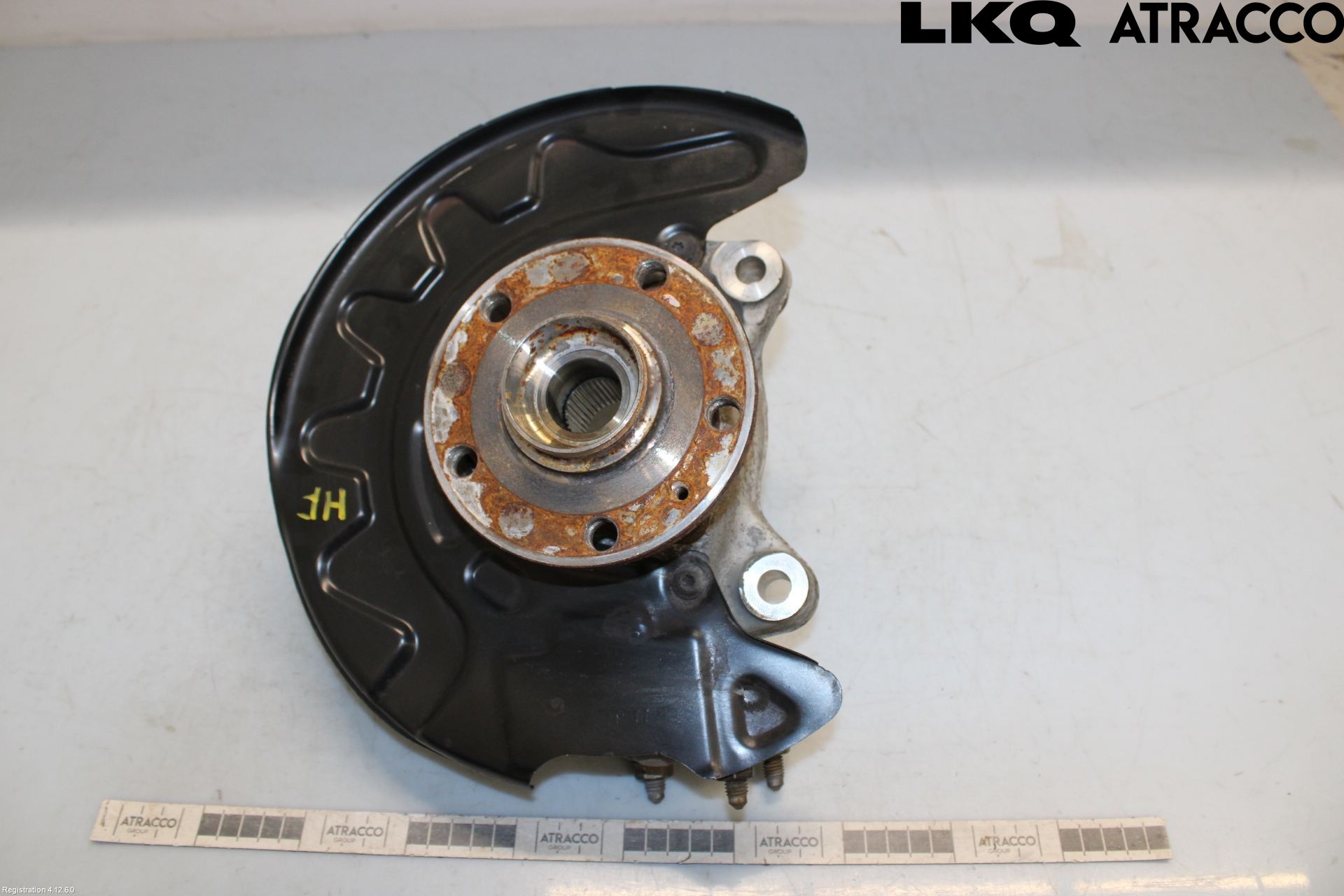 Volkswagen VW PASSAT 24- Styrspindel Lagerhus Hö
