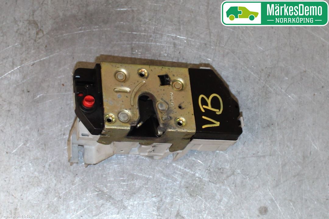 Peugeot 307     05-08 Låskista-Dörrlås