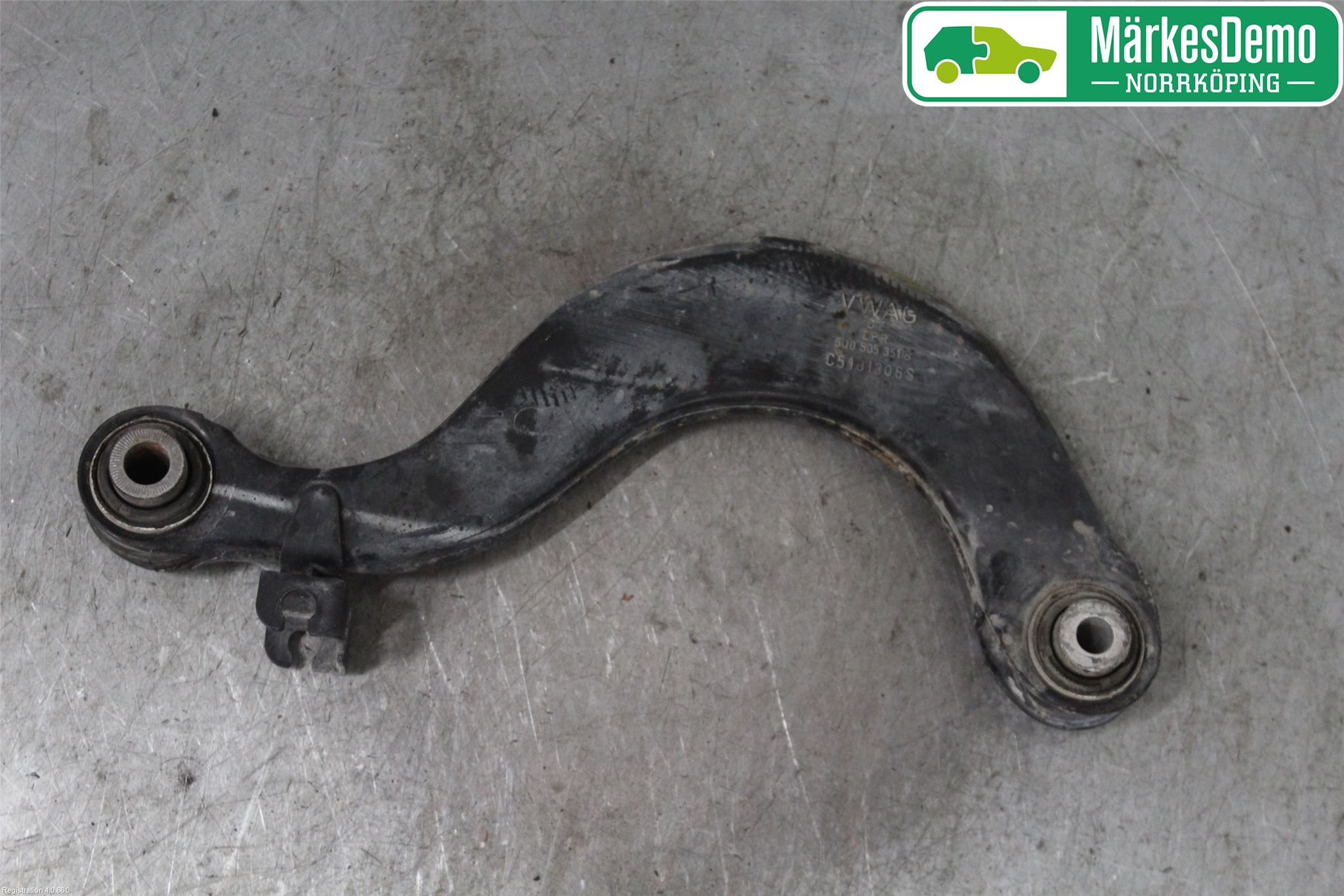 Audi Q3 8U 12-18 Bärarm Bak Övre Vänster