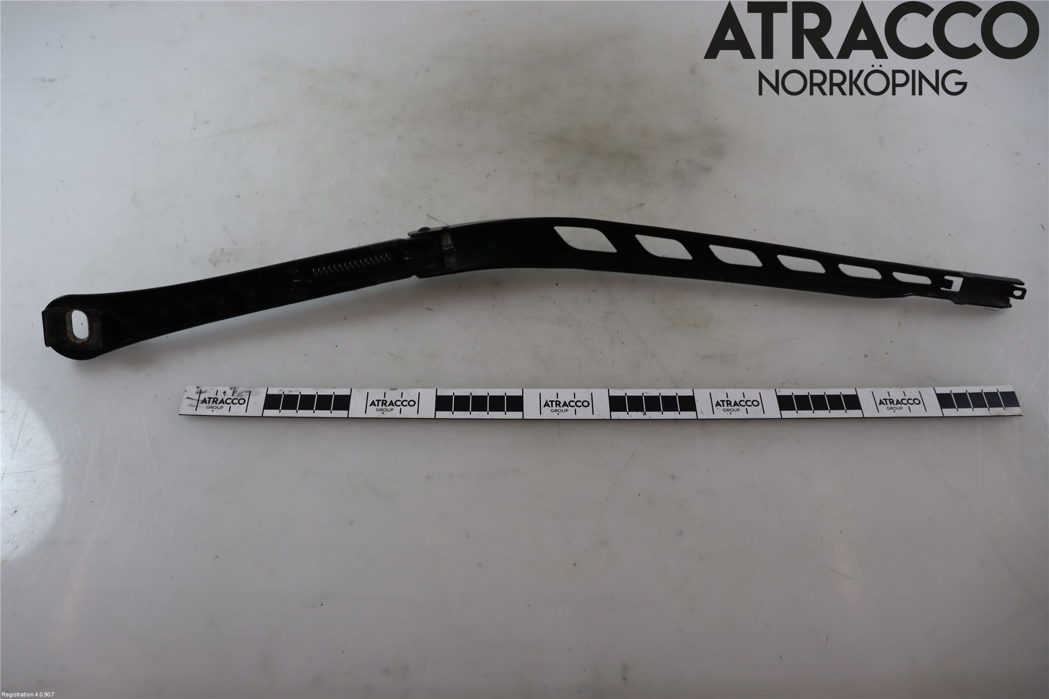 BMW 5 E60/61 Sed/Tou 02-10 Torkararm Armar Vindruta