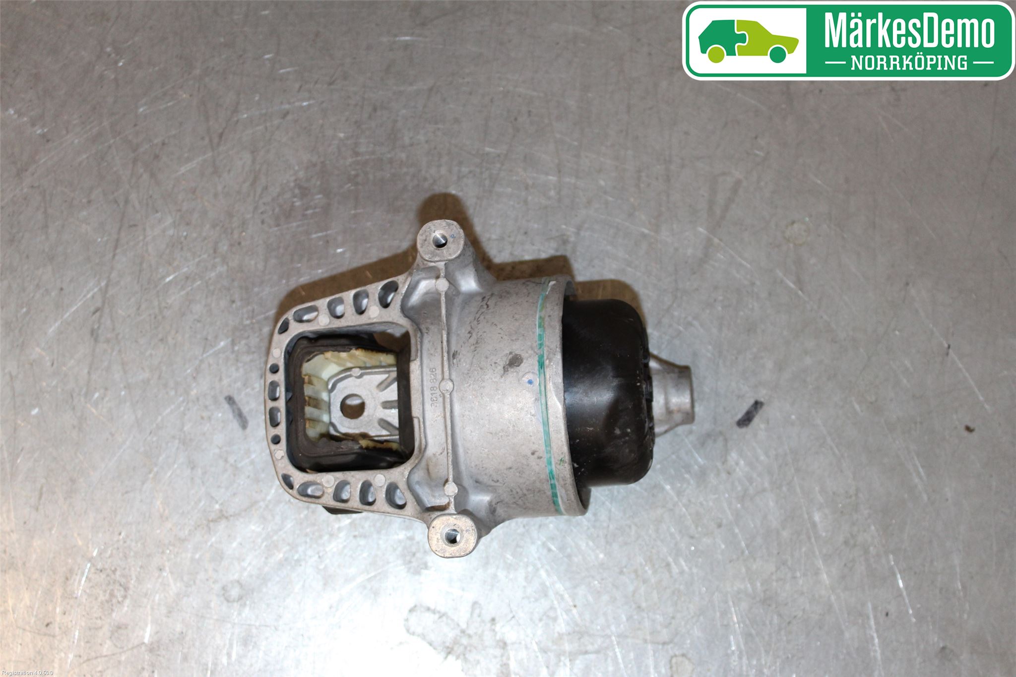 Audi A4/S4 B9 16-19 Motorkudde