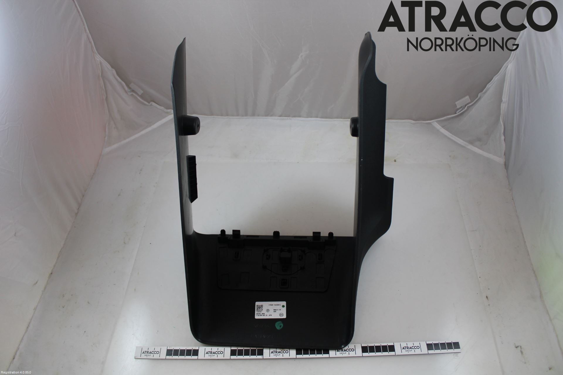 Volkswagen VW ID.4 21- Instrumentkonsoll Mitt