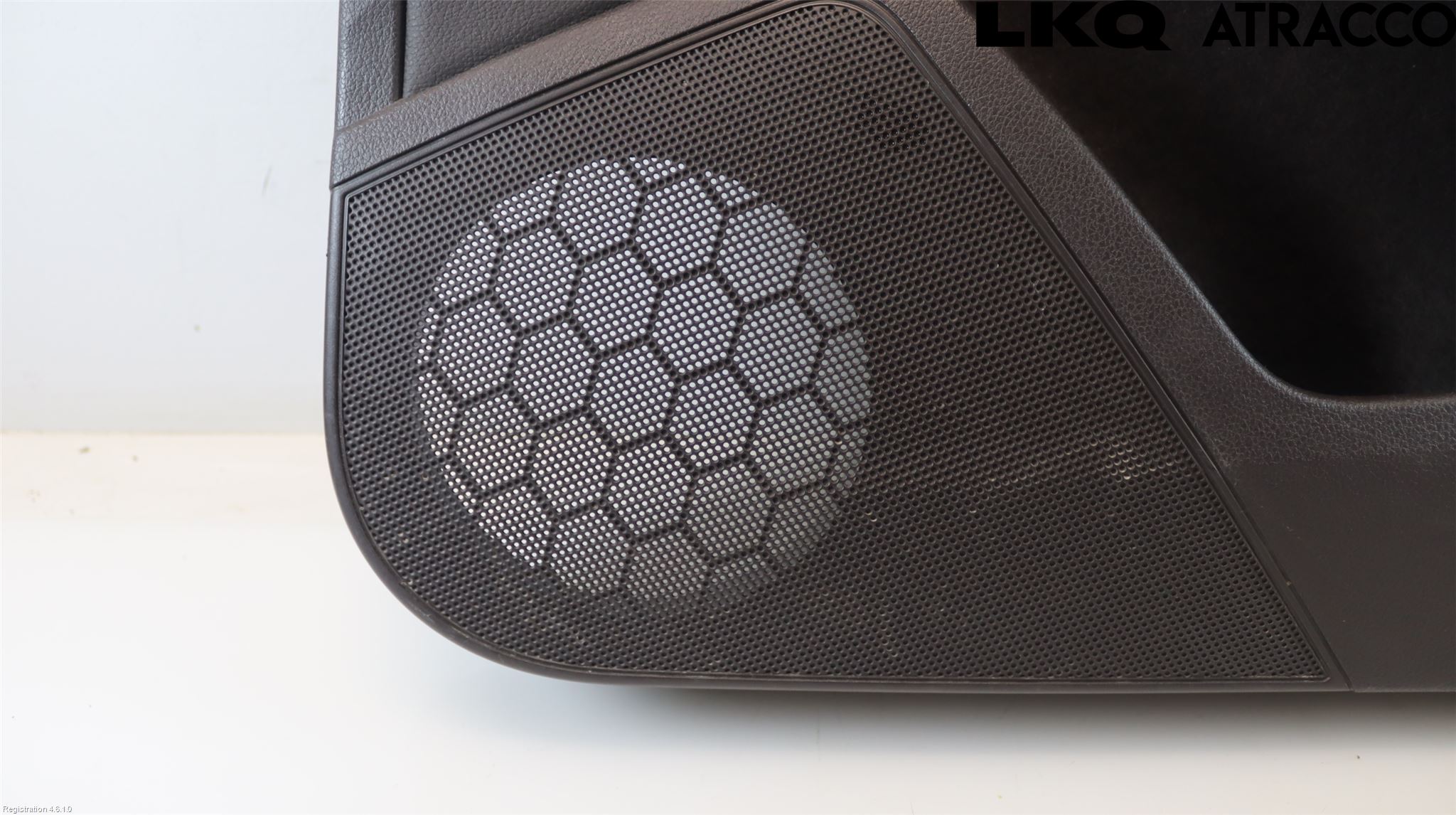 Skoda SUPERB 16-24 Dörrklädsel Hö