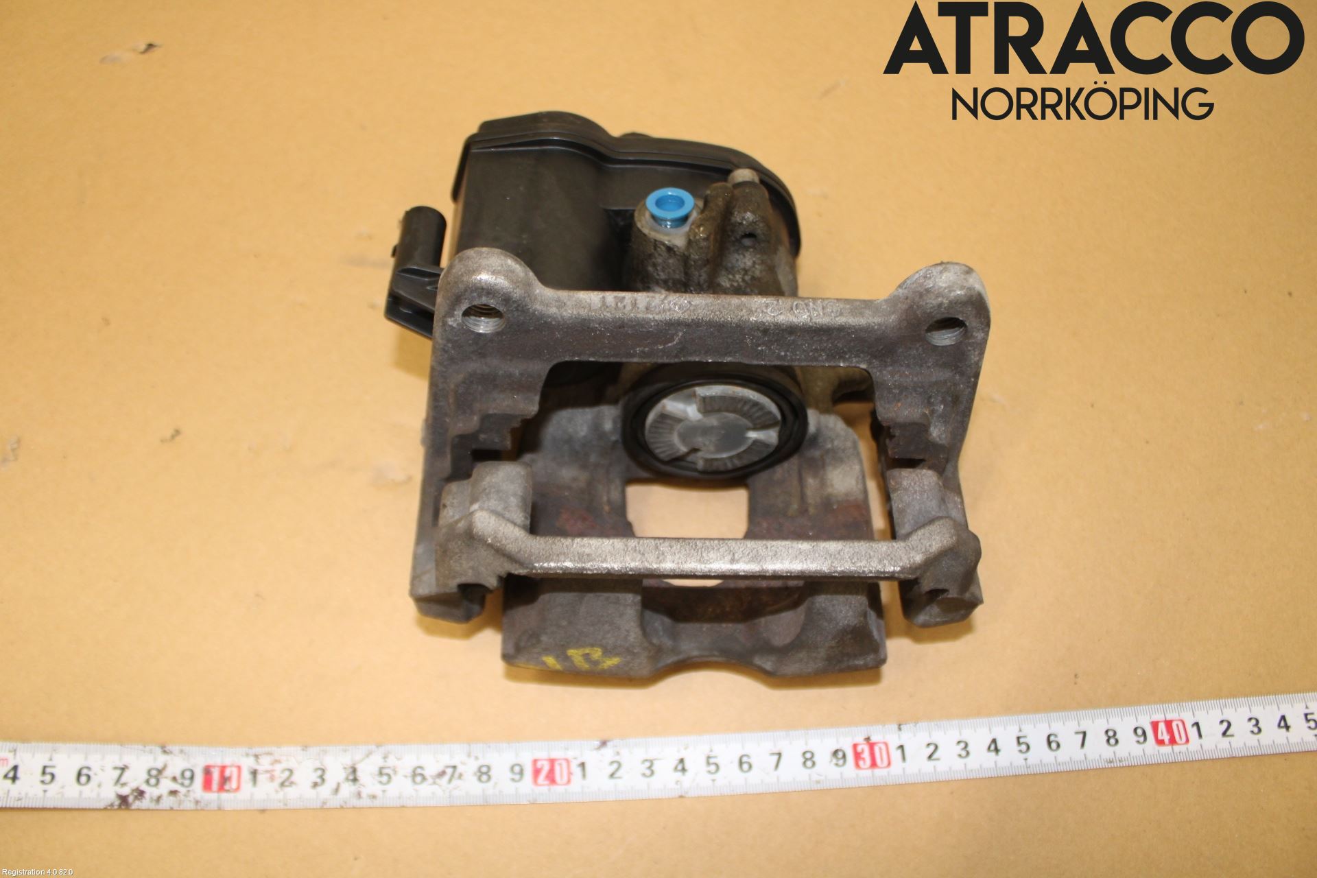 Audi A6 F2/C8 19- Bromsok Bak Vänster