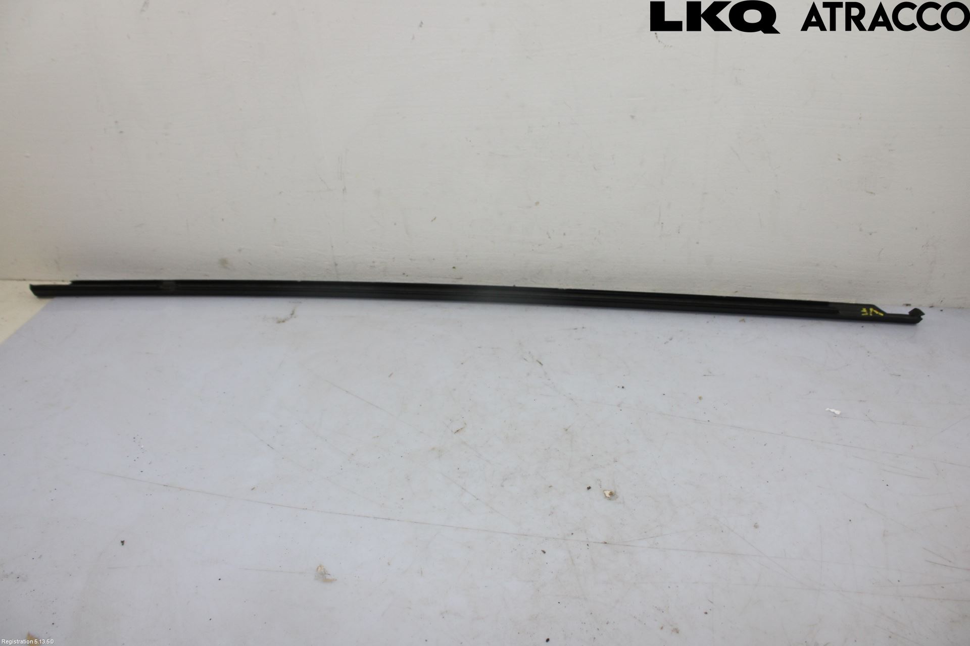 Volkswagen VW ID.7/TOURER 24- Dörr Dekorlist Fram Vä