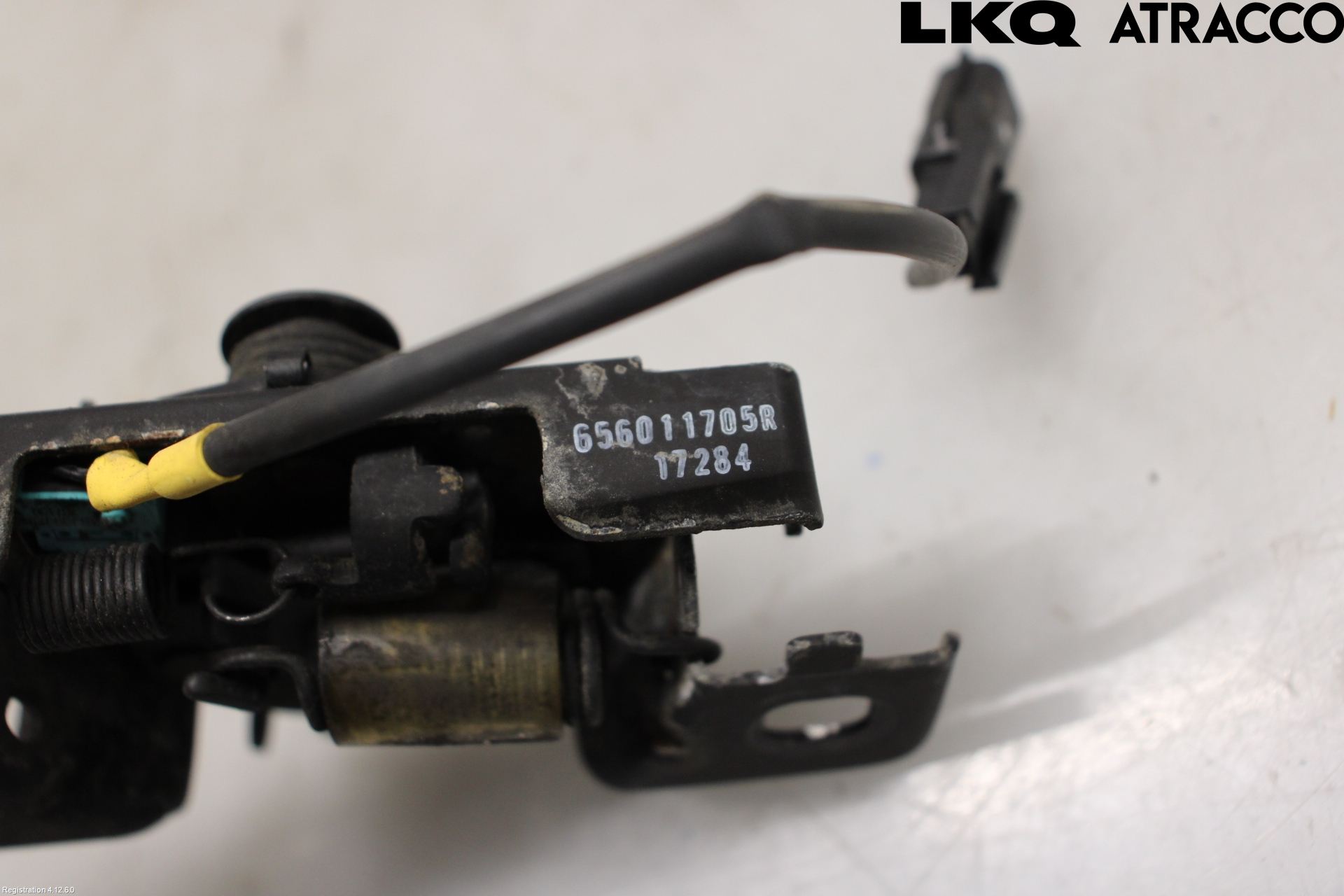 Renault TRAFIC/E-TECH 15- Huvlås