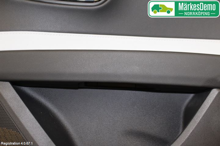 Seat LEON 13-20 Dörrklädsel Hö