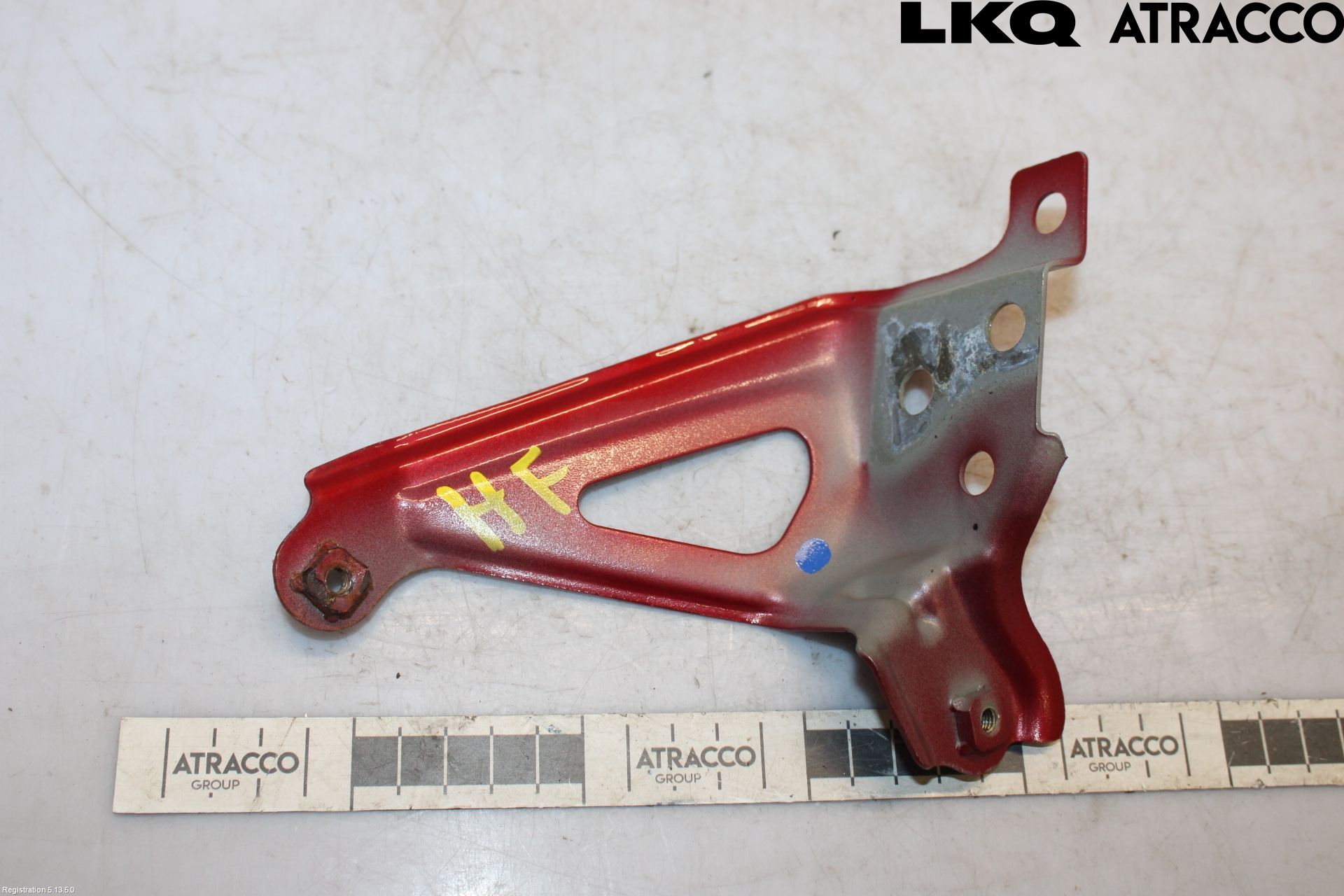 Toyota COROLLA 19- Skärmfäste Fram Hö