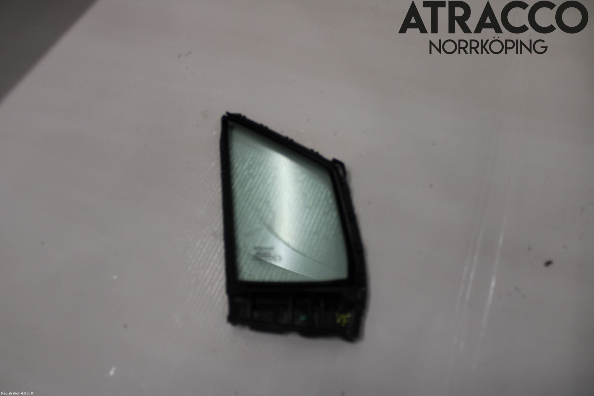 Toyota COROLLA 19- Dörruta Fram Lilla Vä