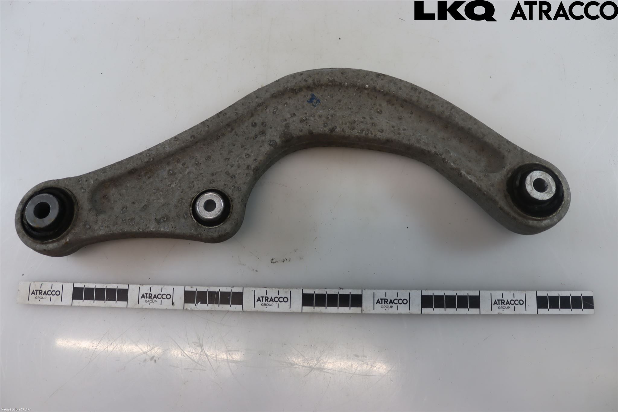 Volkswagen VW ID.4 21- Bärarm Bak Övre Höger