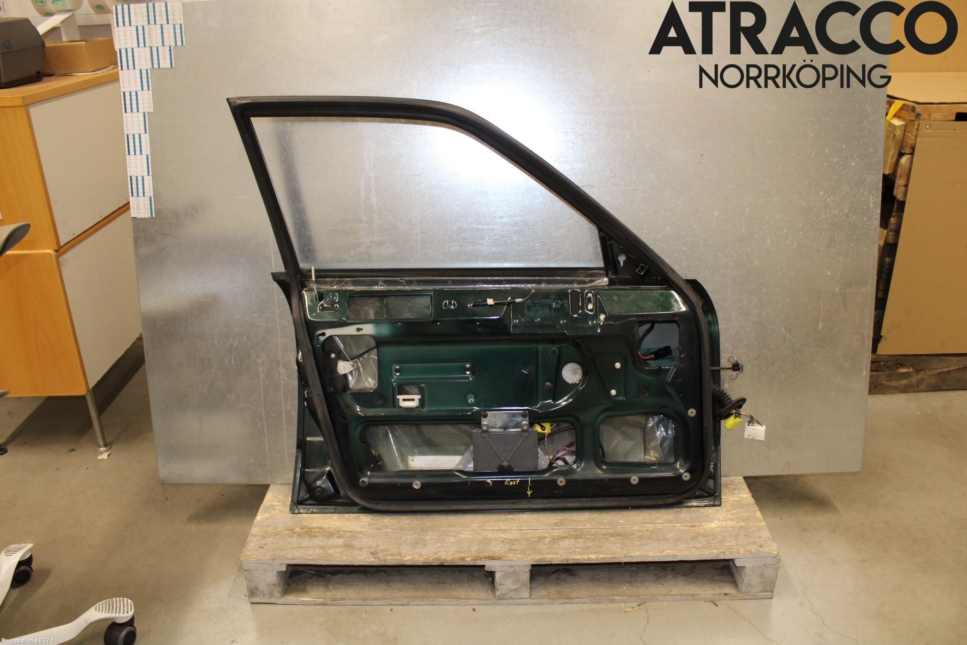 Jaguar XJ X308        98-02 Dörr Fram Vänster