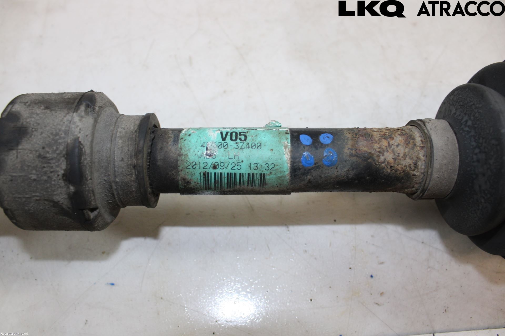 Hyundai i40 08-15 Drivaxel Fram Vänster