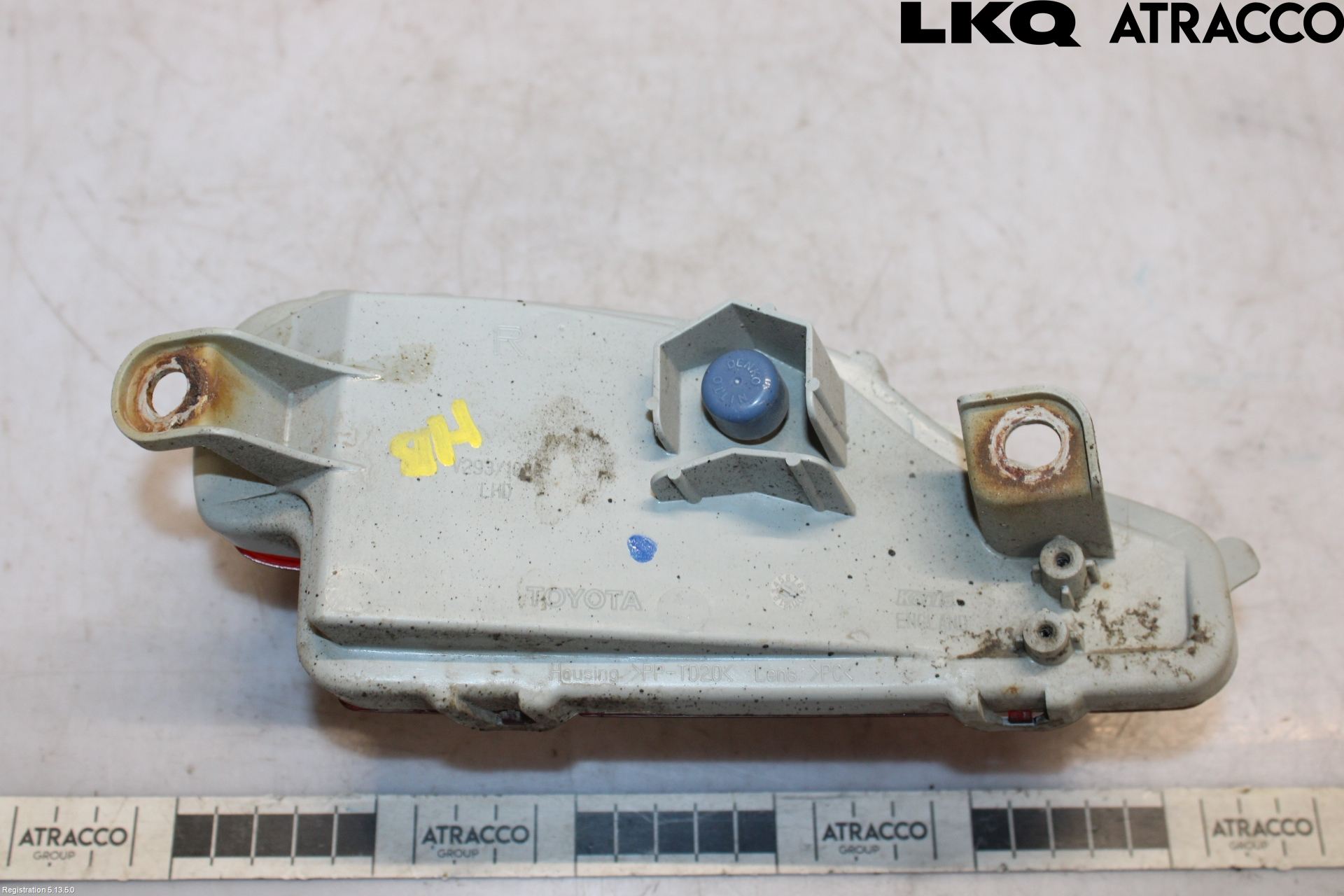 Toyota YARIS XP130 12-14 Dimljus/Reflex Bak