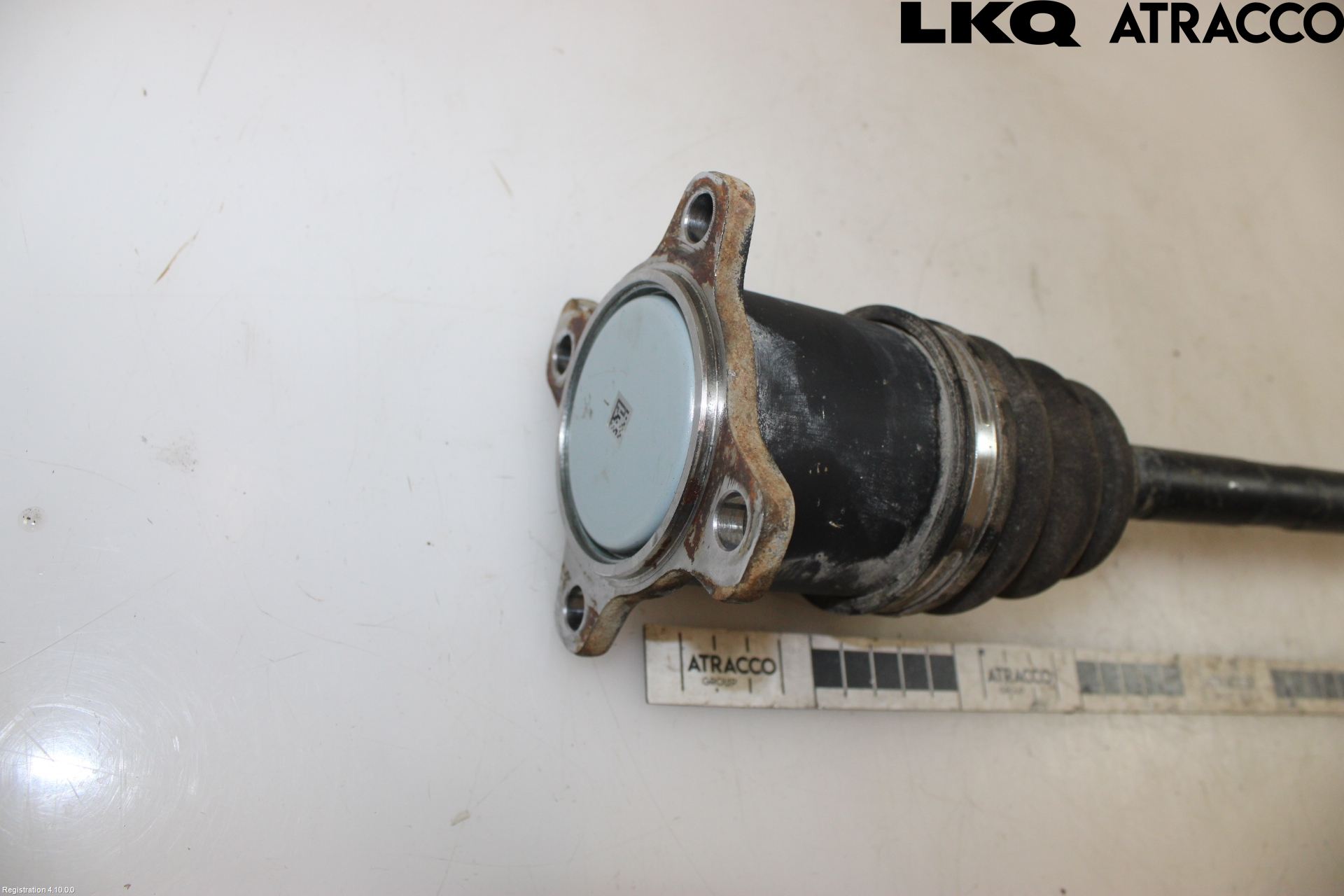 Toyota YARIS CROSS XP21 21- Drivaxel Bak Vänster