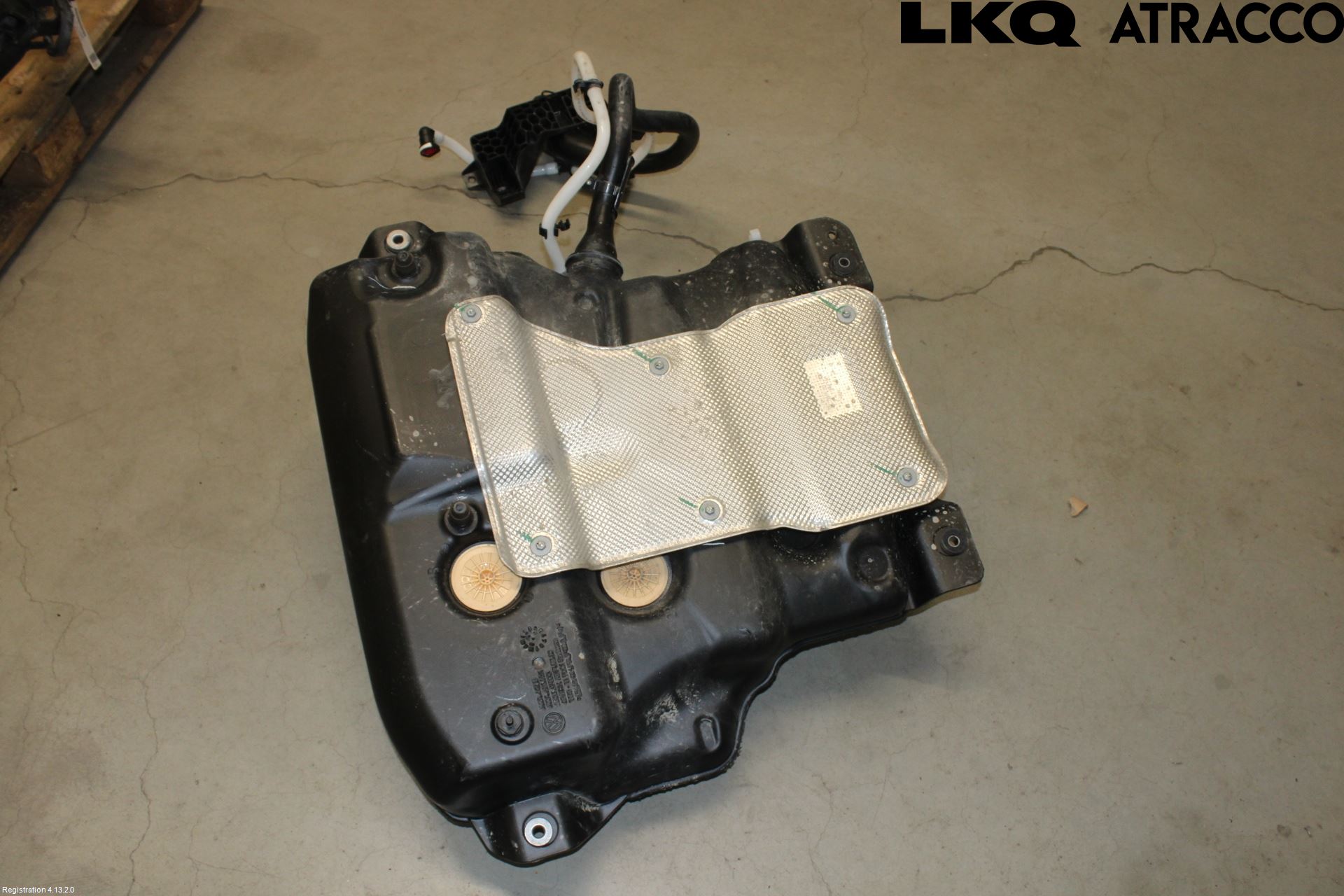 Volkswagen VW PASSAT 24- Bränsletank
