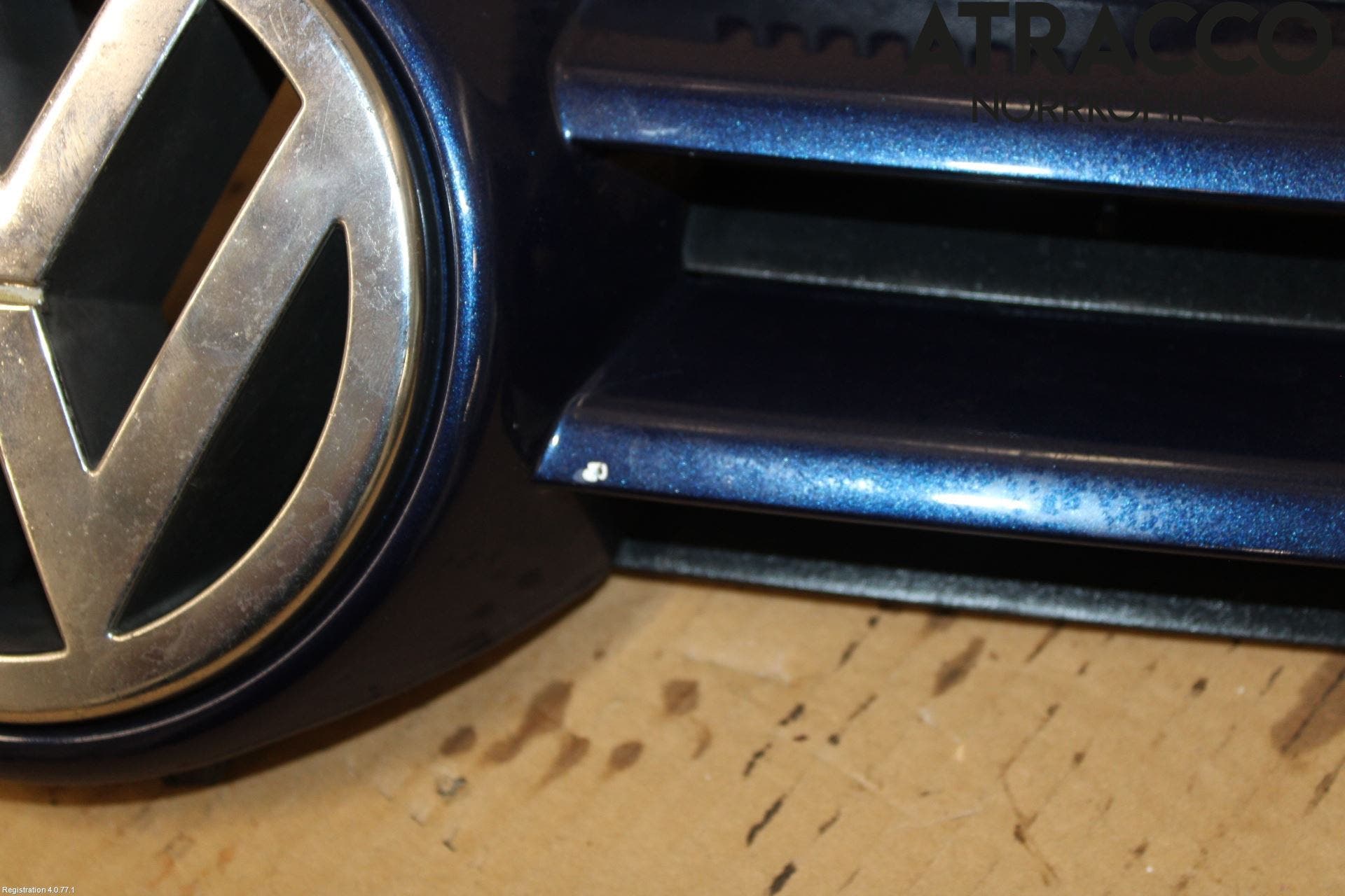 Volkswagen VW GOLF V 04-09 Grill Komp