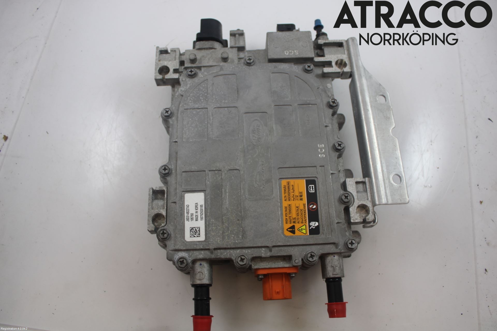 Jaguar I-PACE 18- Hybridconverter