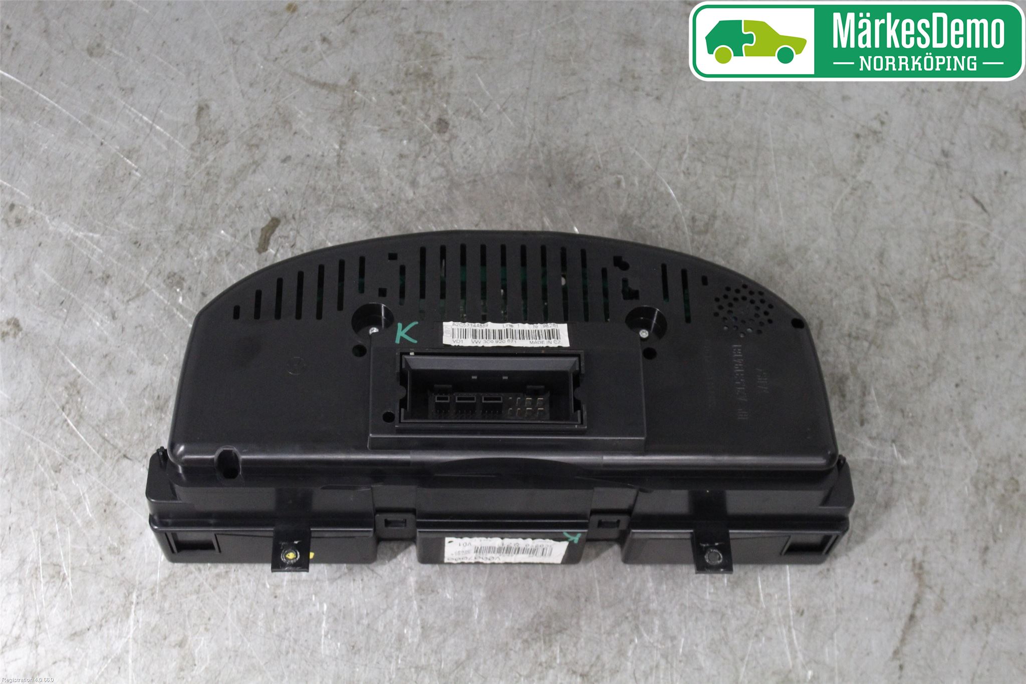 Volkswagen VW PASSAT 05-11 Instrument Komb