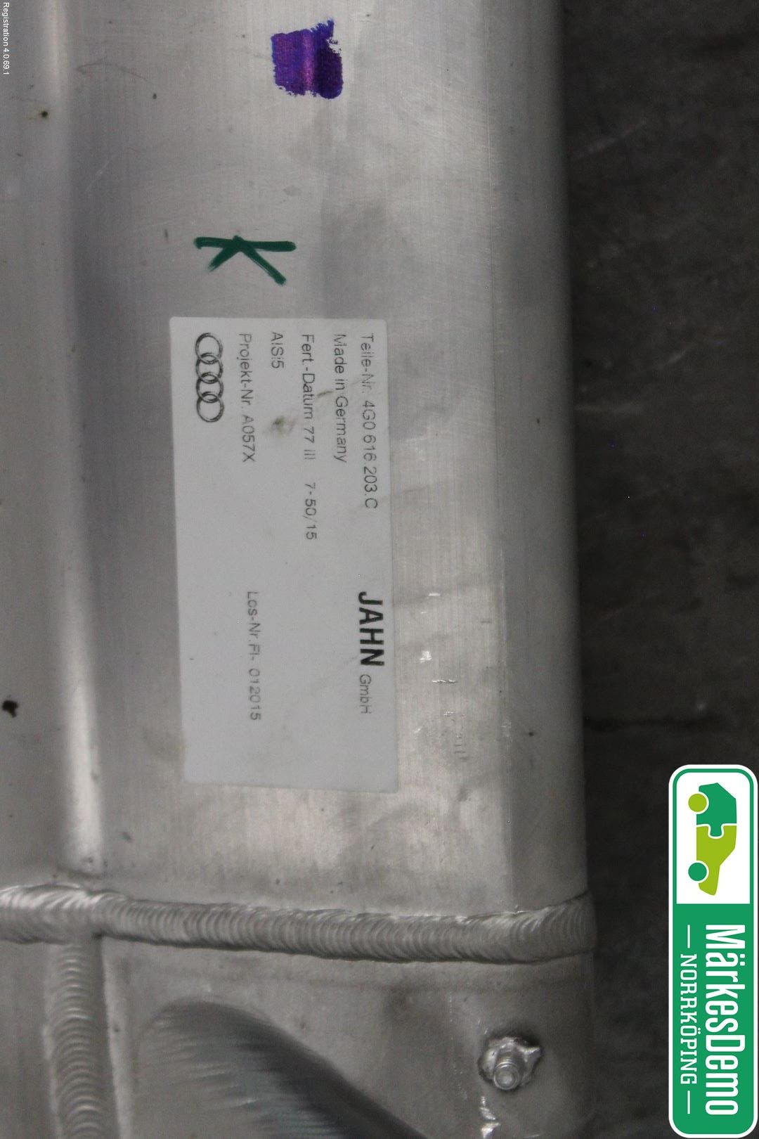 Audi A6 ALLROAD 12-18 Nivå/Luftförändring Trycktank