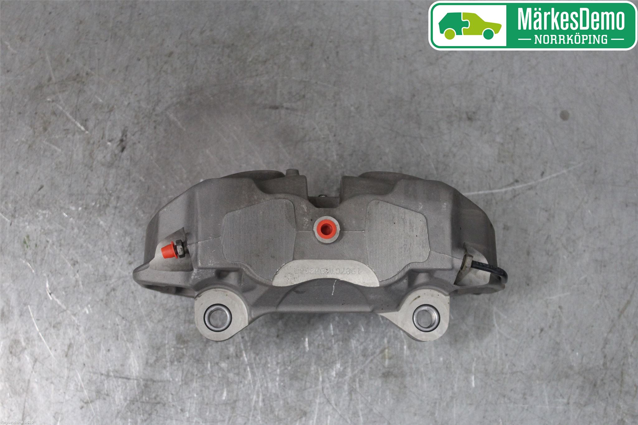 Audi A4/S4 B9 16-19 Bromsok Fram Höger