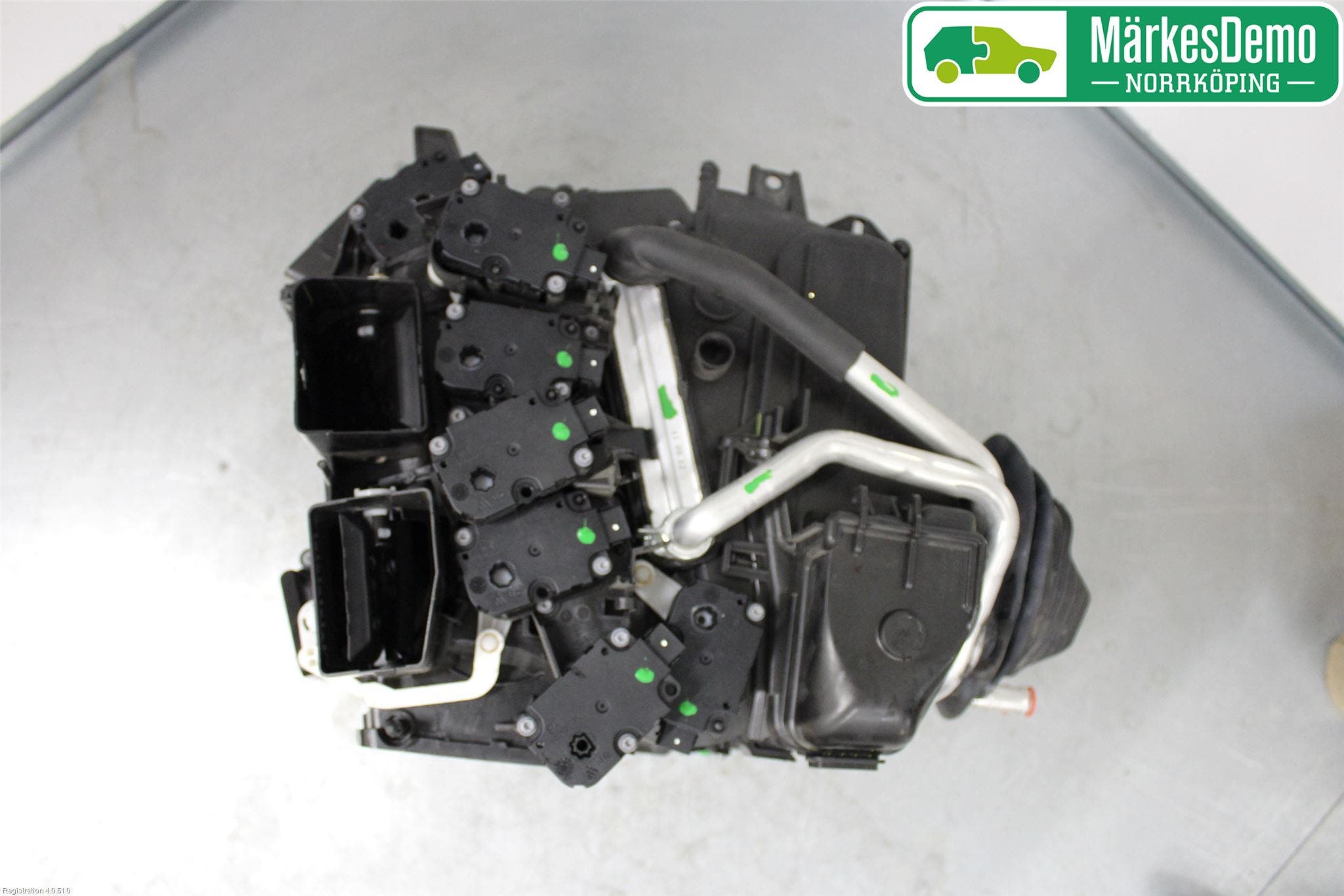 Audi A8/S8 4H 10-17 Värme Cellpaket Komp