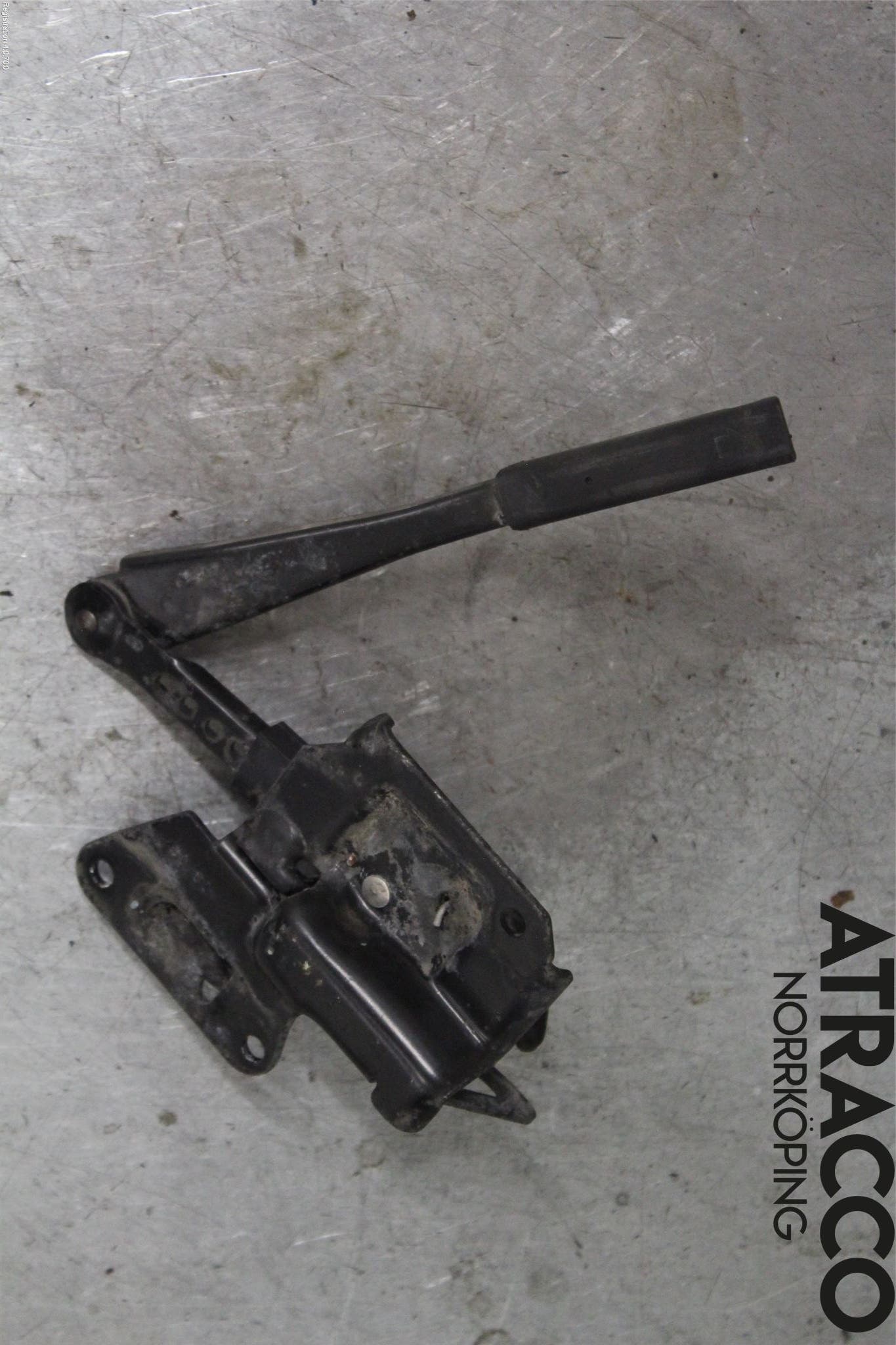 Audi ALLROAD 01-05 Huv Spärr