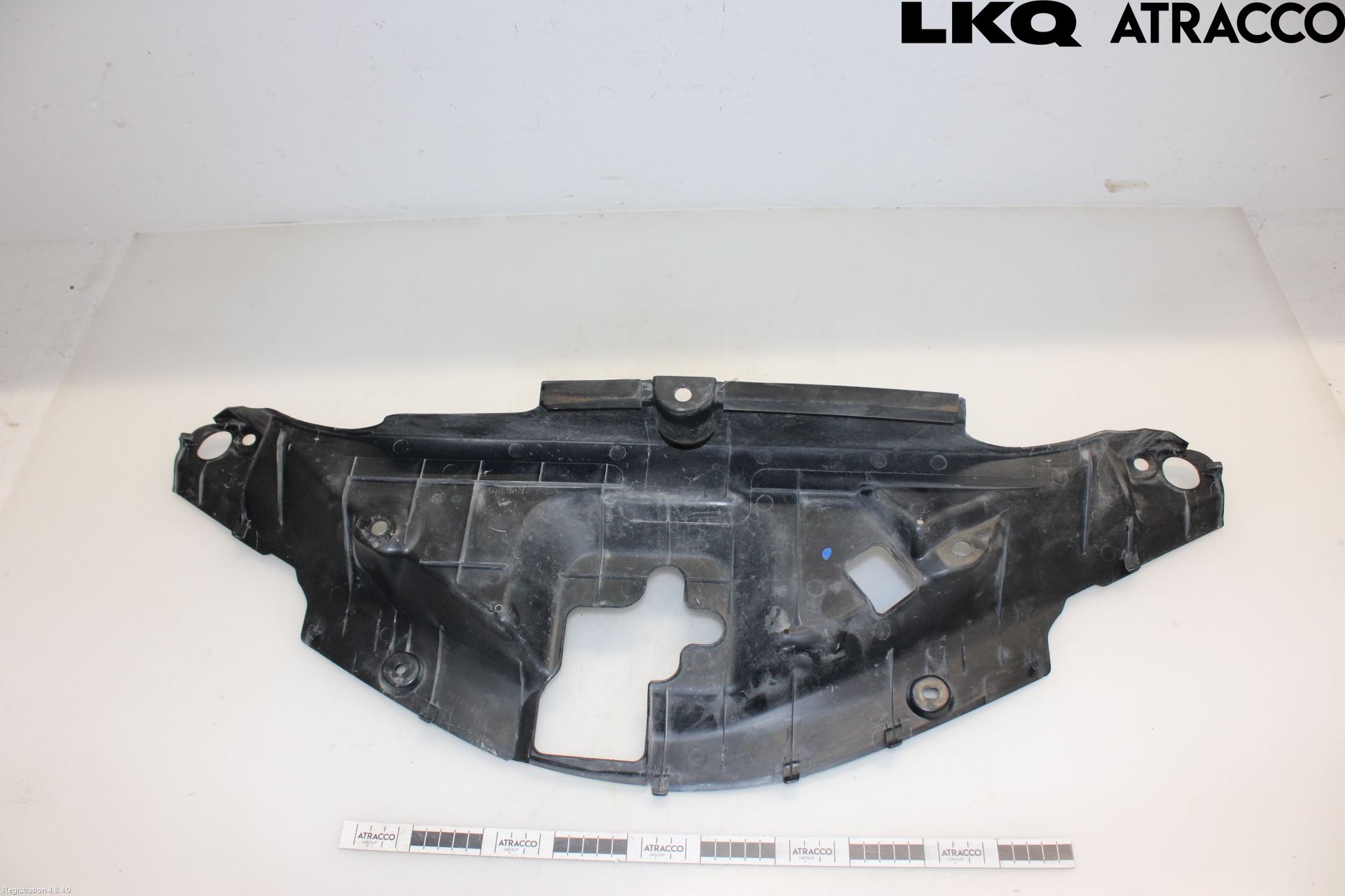 Toyota C-HR 16-23 Täckplast Front