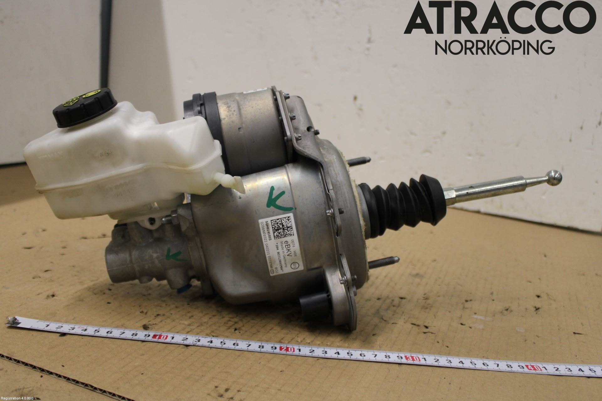 Audi Q3 F3 19- Bromsservo