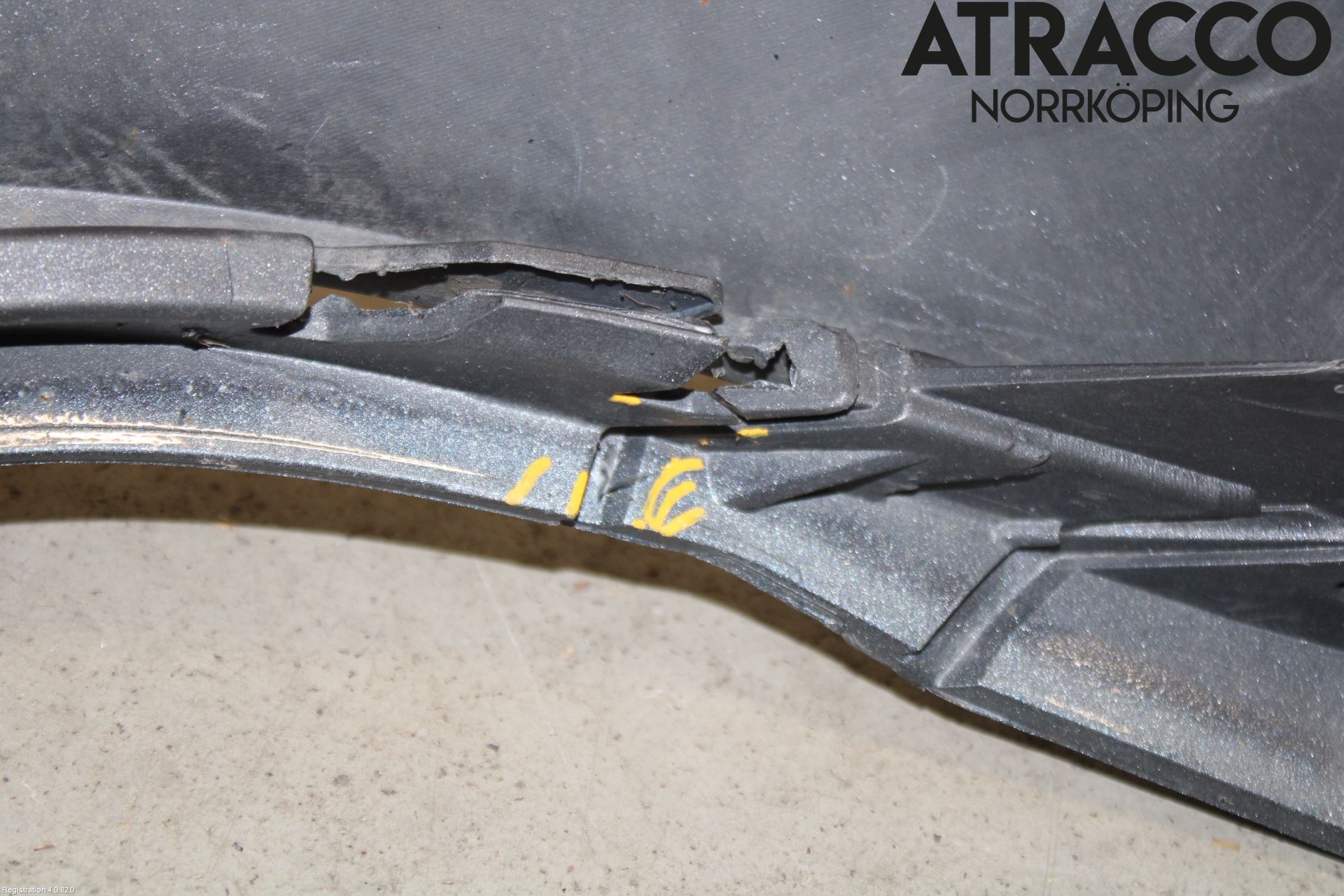 Volkswagen VW TIGUAN 16-24 Stötfångarbeklädnad Bak