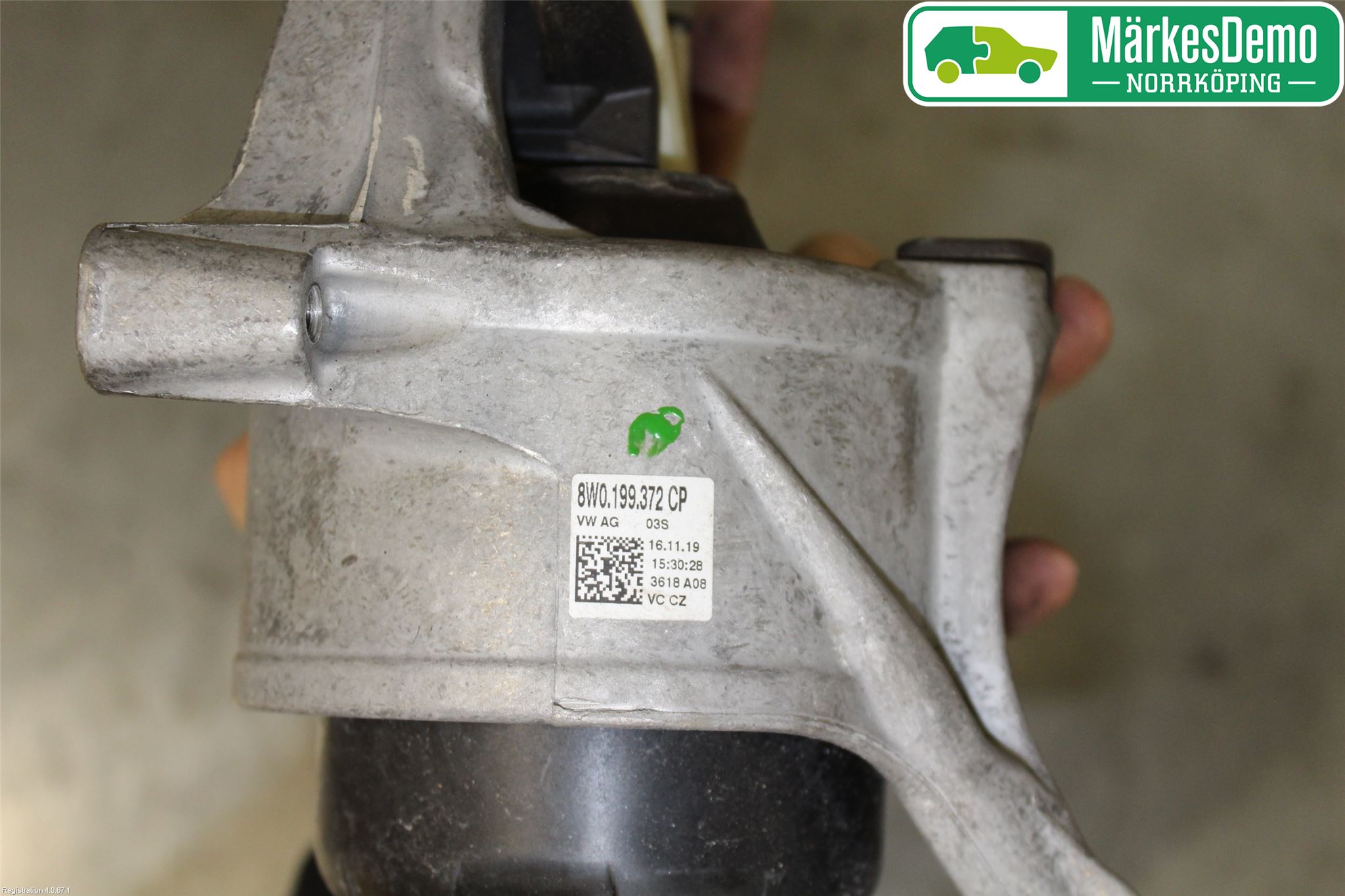 Audi A4/S4 B9 20- Motorkudde