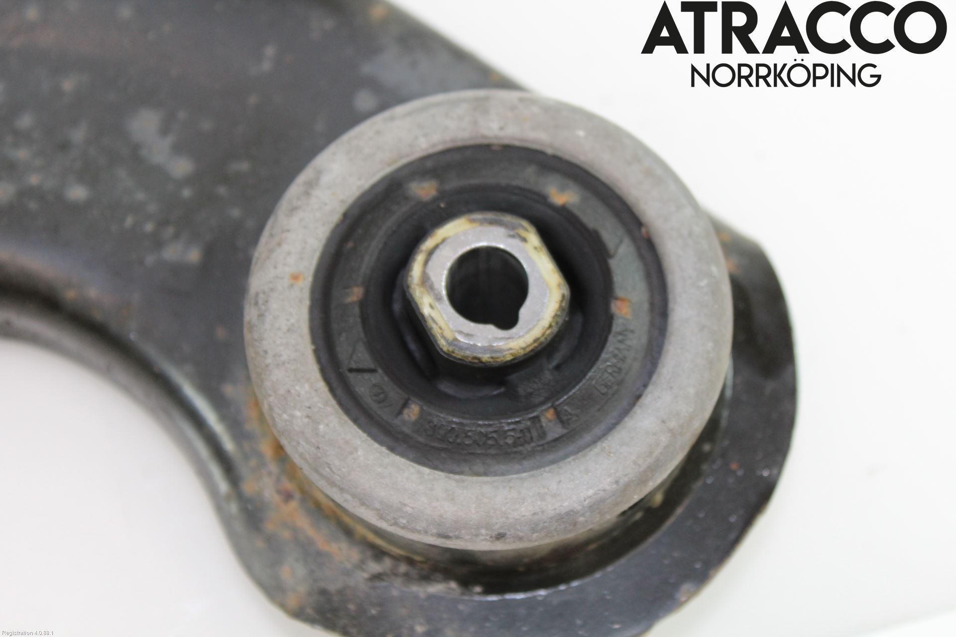 Skoda SUPERB 16-24 Bärarm Bak Vänster