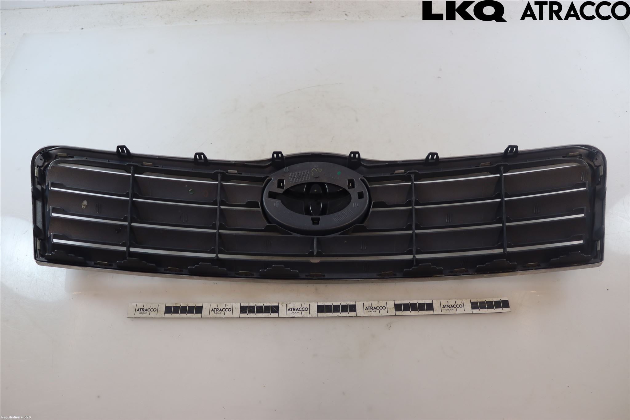 Toyota AVENSIS 03-06 Grill Komp
