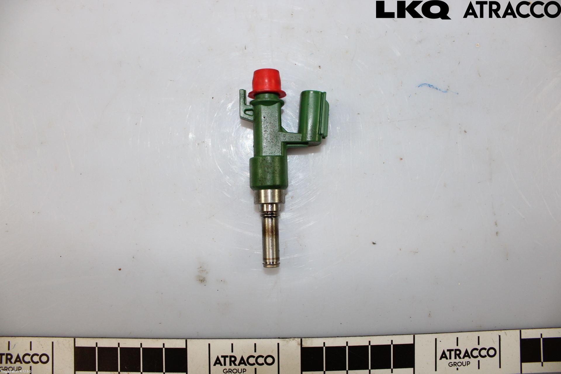 Toyota YARIS XP21 20- Injspridare