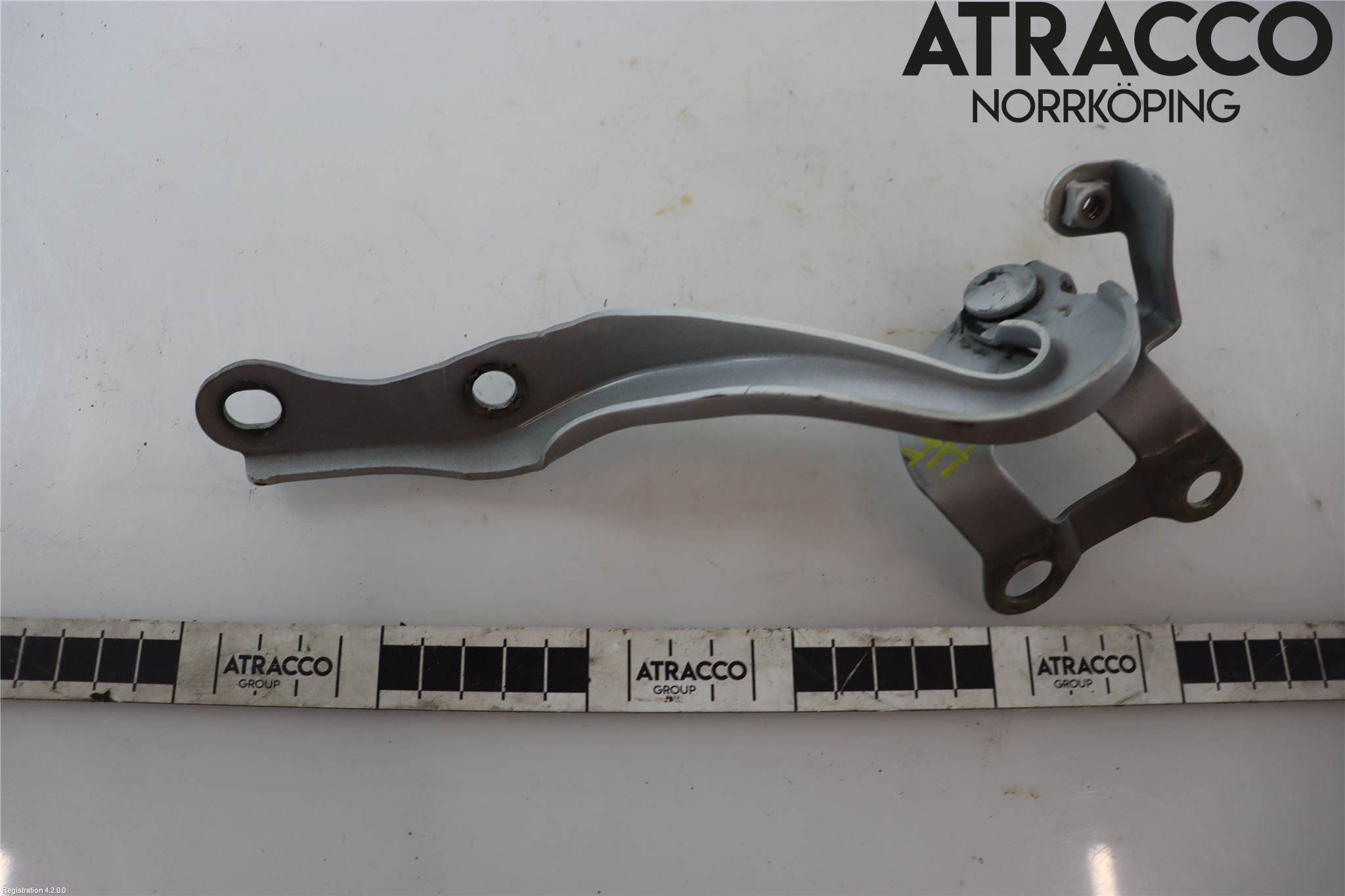 Peugeot 107 Huvgångjärn