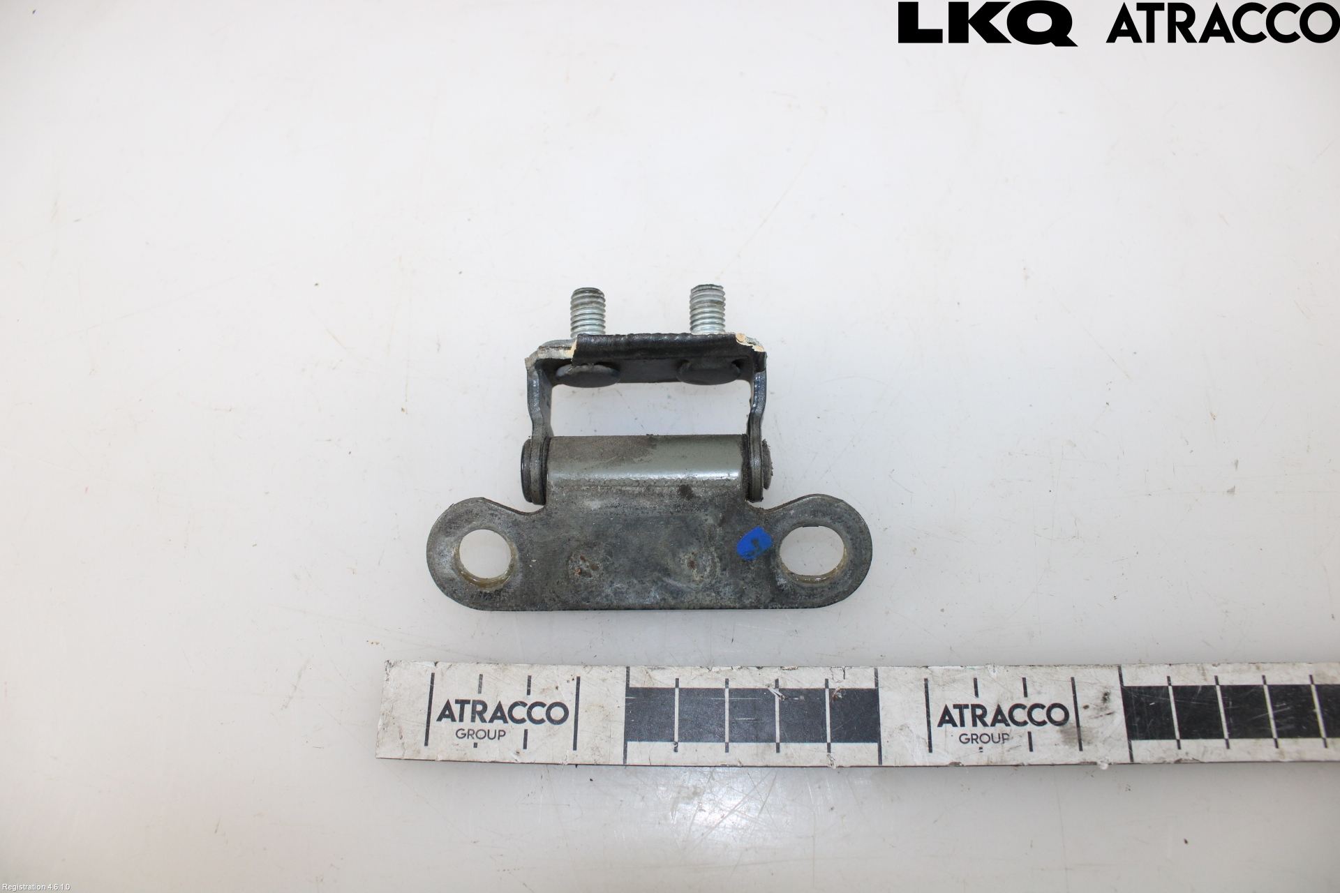 Toyota AURIS 13-19 Bakluckegångjärn Hö
