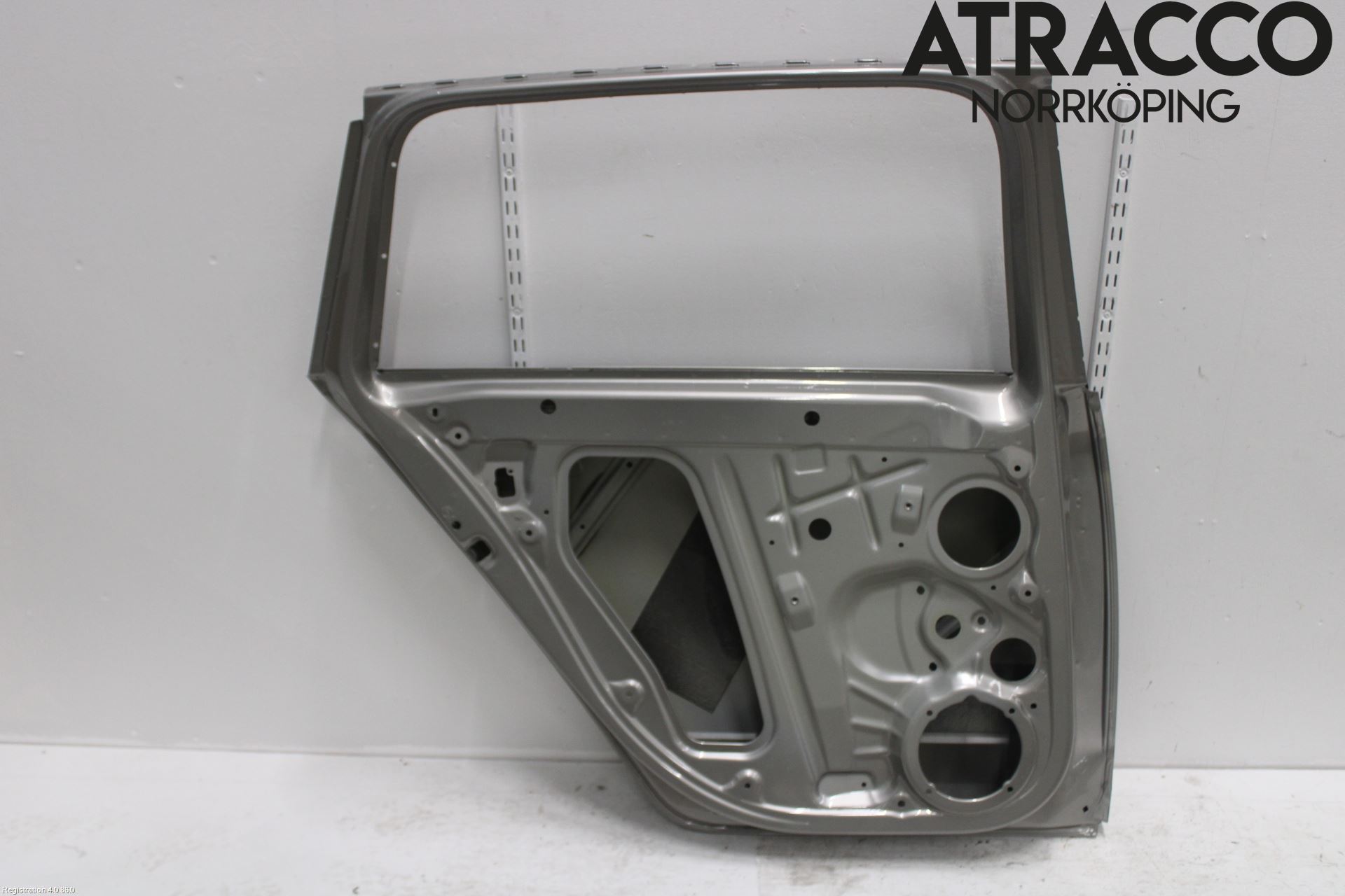 Mazda 2 (DY) 03-07 Dörr Bak Vänster