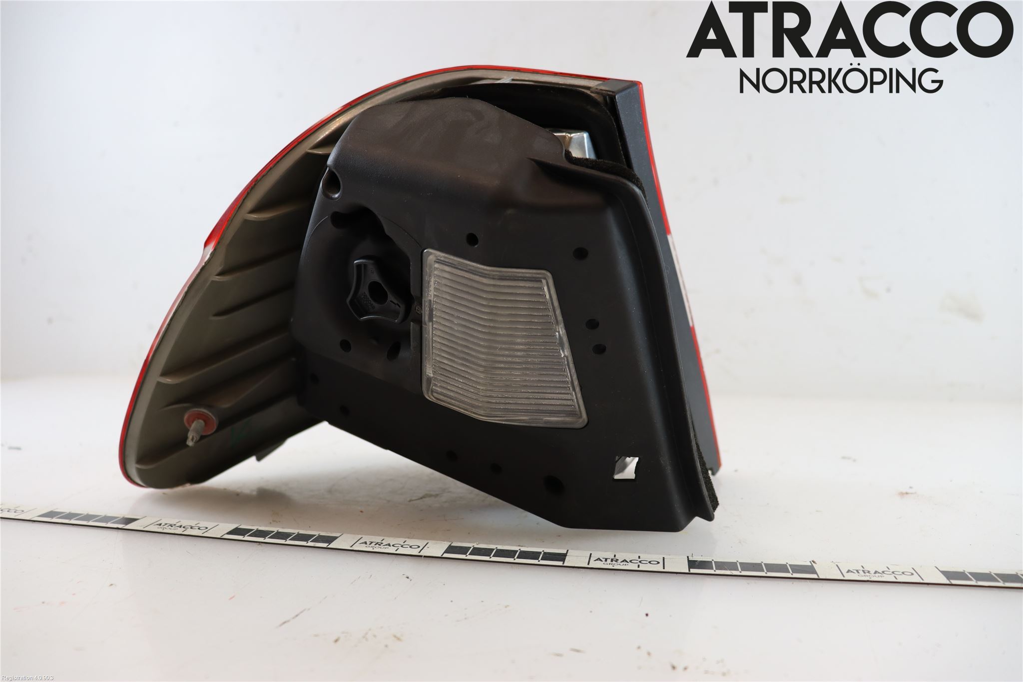 BMW 3 E46      98-05 Bakljus Höger