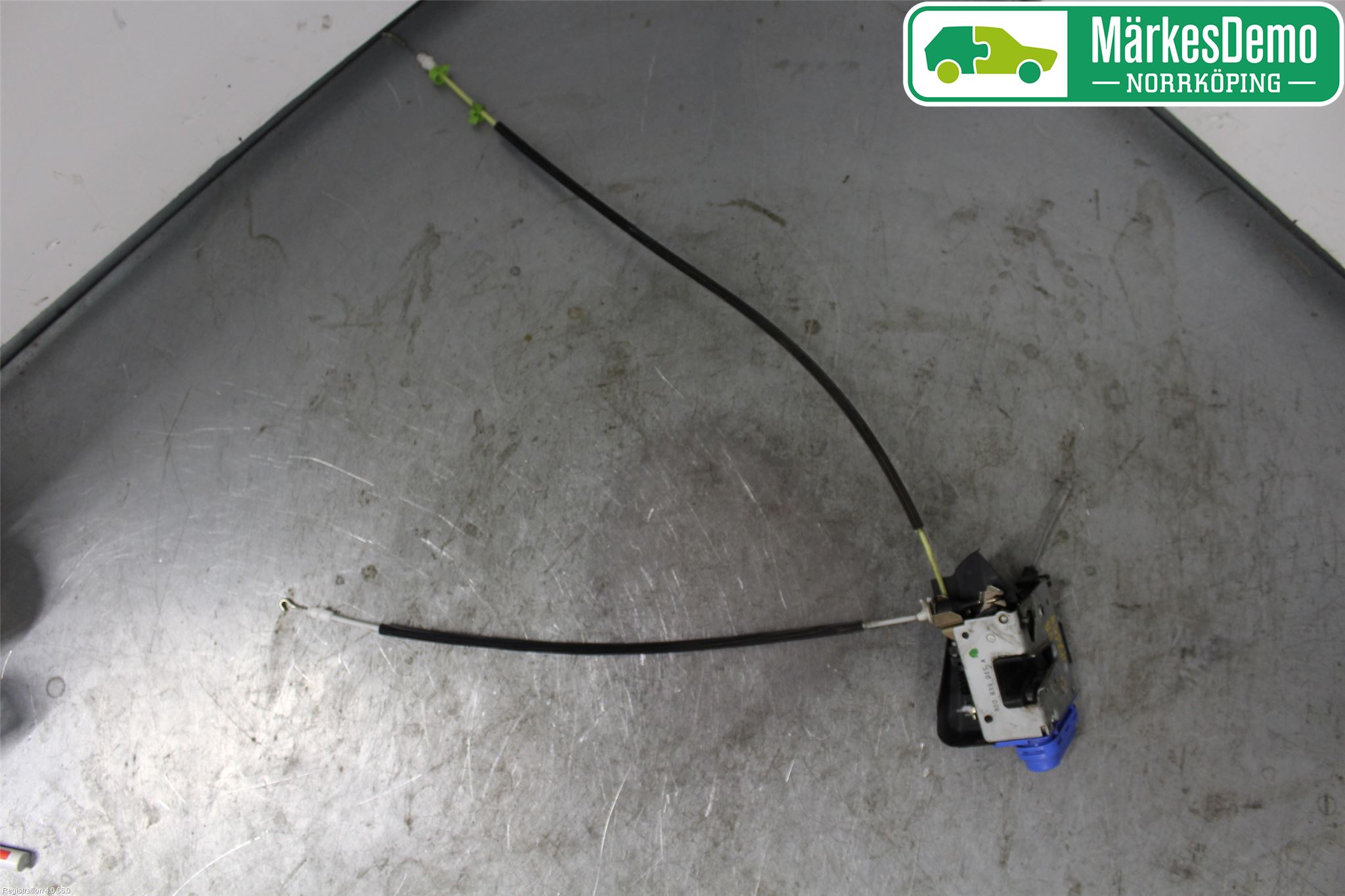 Audi A4/S4 99B-00 Låskista-Dörrlås