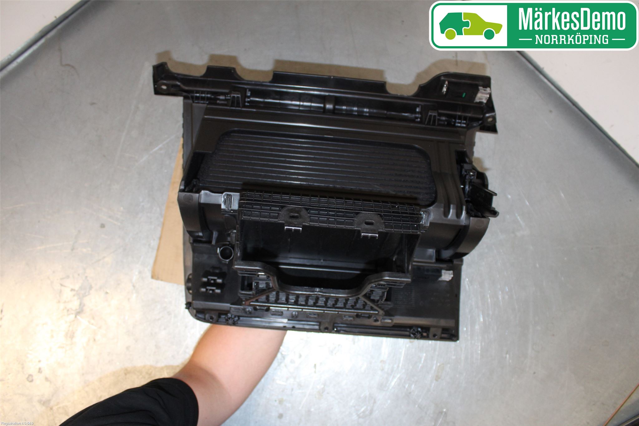 Volkswagen VW PASSAT 15-19 Handskfack