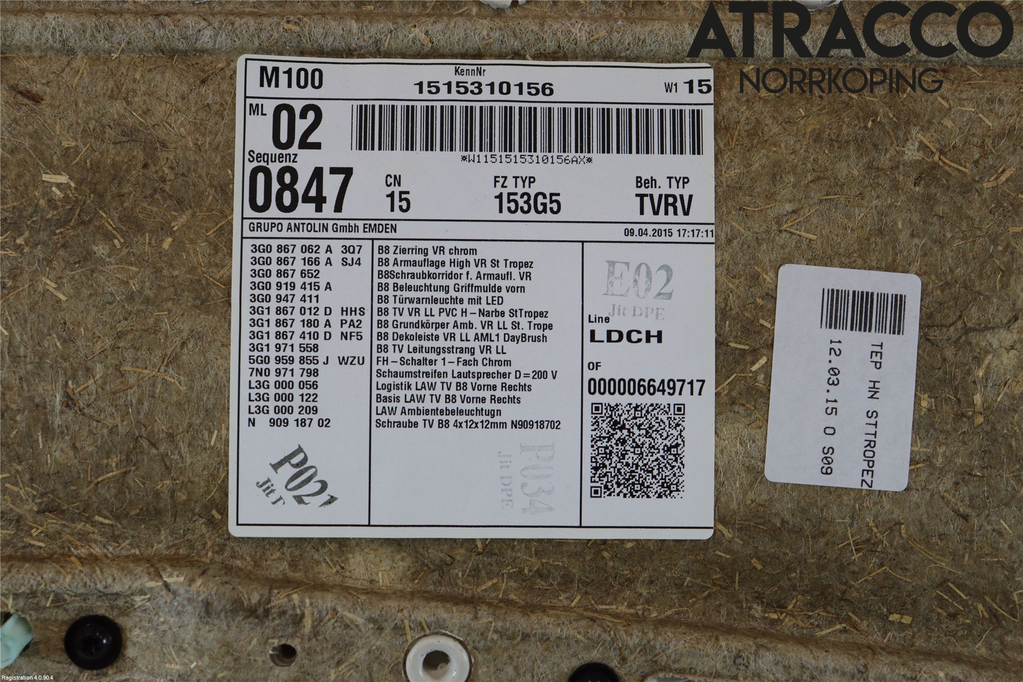 Volkswagen VW PASSAT 15-19 Dörrklädsel Hö