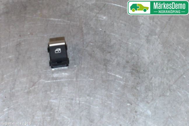 Audi A4/S4 B9 20- Strömställare Elhiss