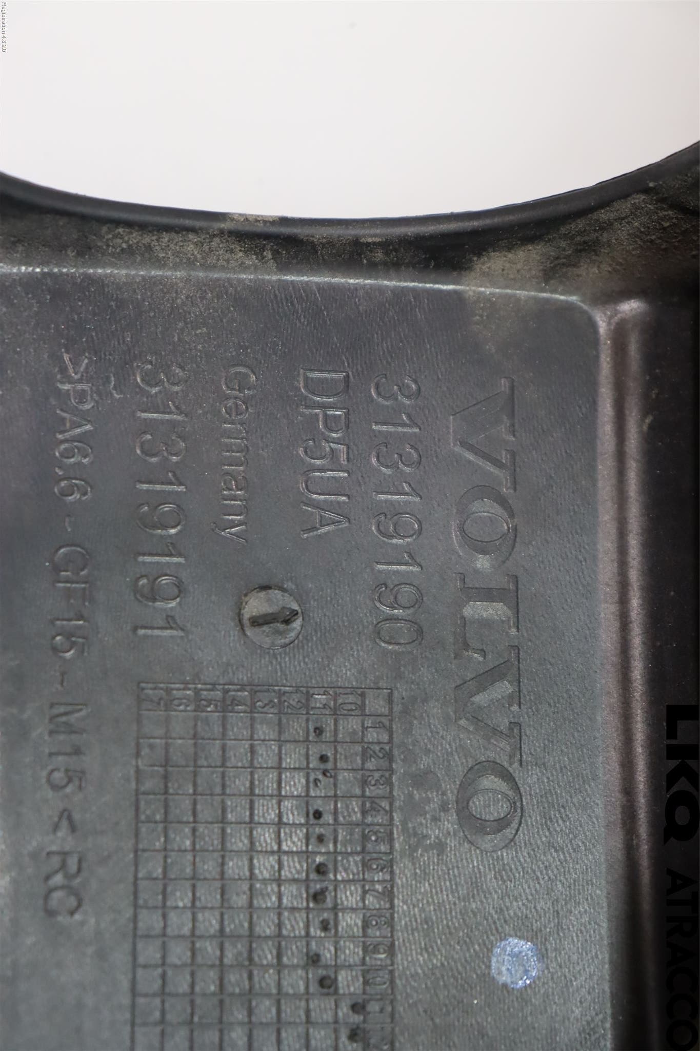 Volvo V60 11-13 Motorkåpa