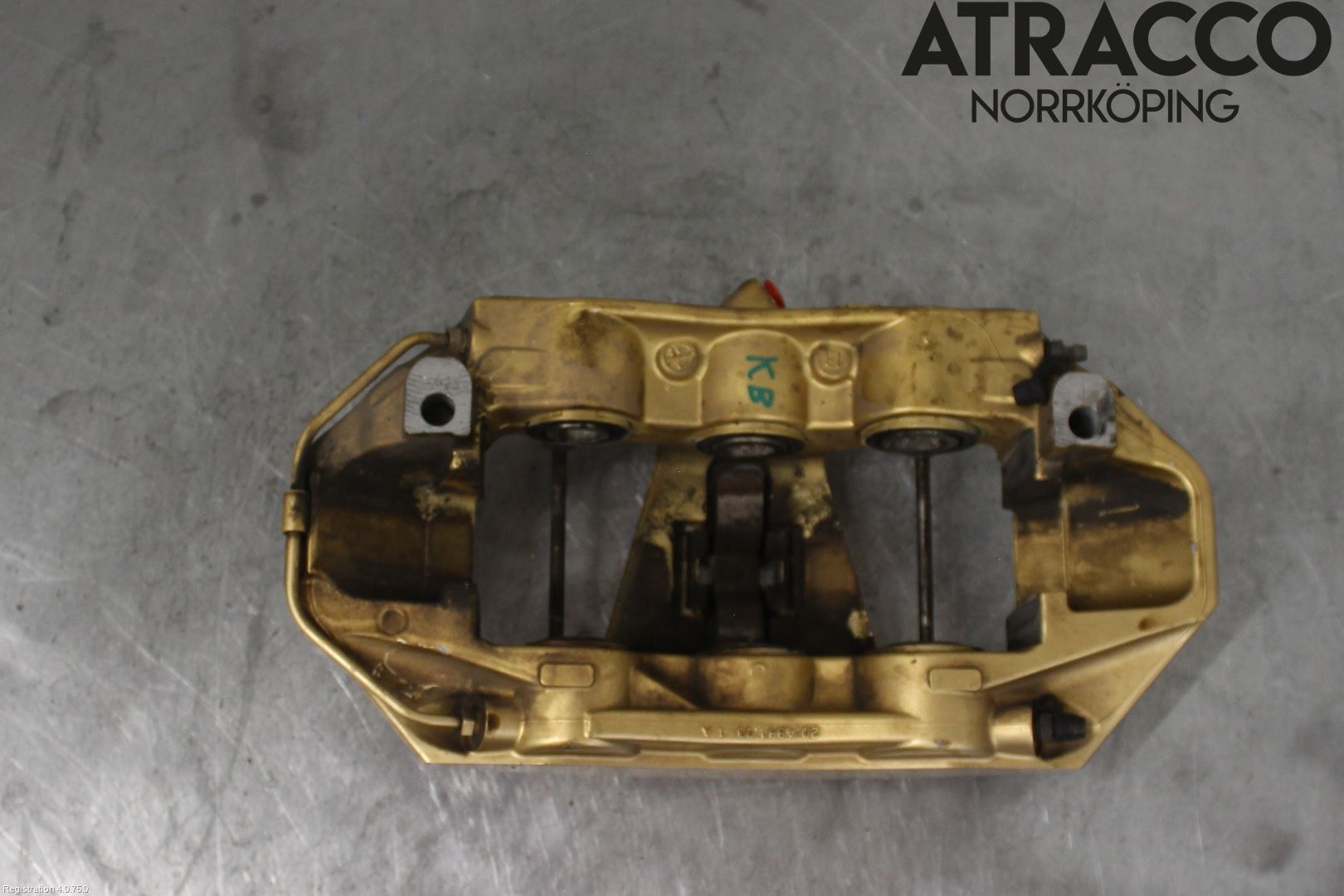 BMW 5 F10/F11/F18 09-17 Bromsok Fram Vänster