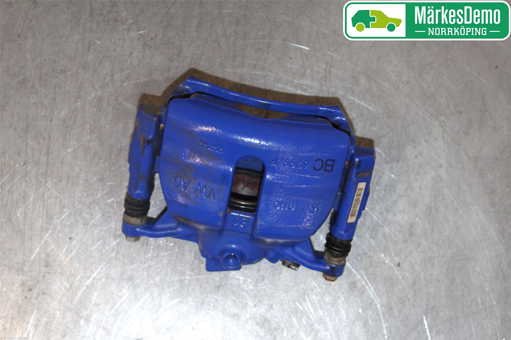 Volkswagen VW PASSAT 15-19 Bromsok Fram Höger
