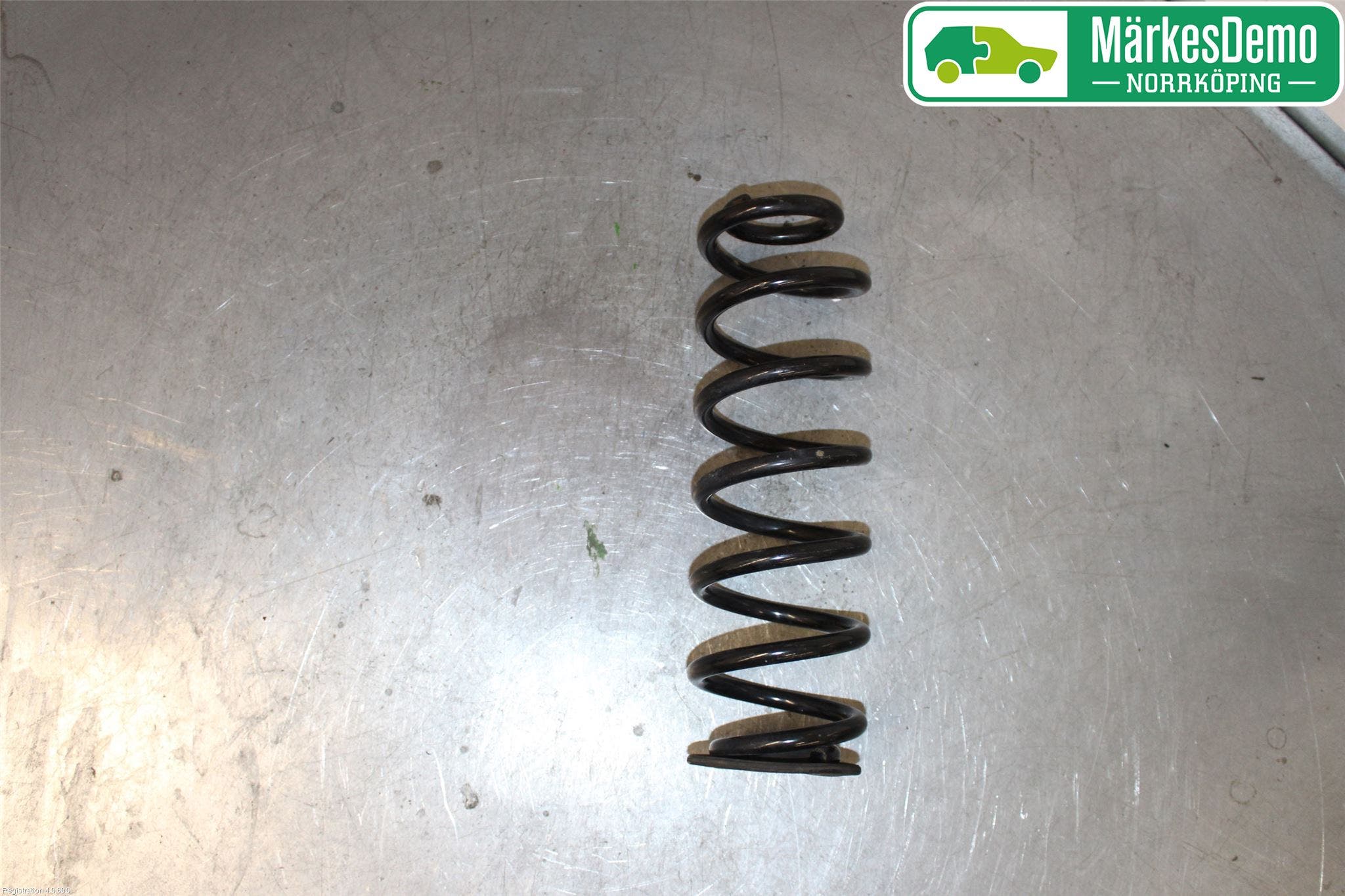 Volkswagen VW PASSAT 15-19 Fjäder Bak