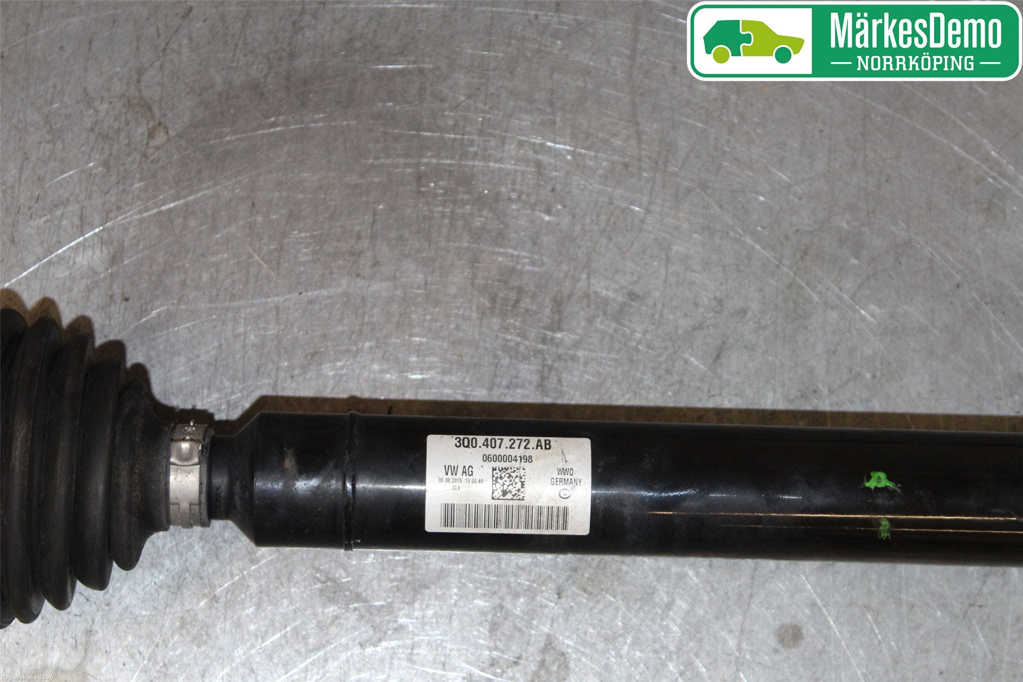 Skoda YETI Drivaxel Fram Höger