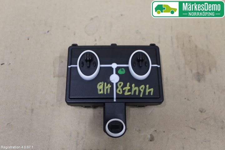 Skoda SUPERB 16-24 Styrenhet Dörr