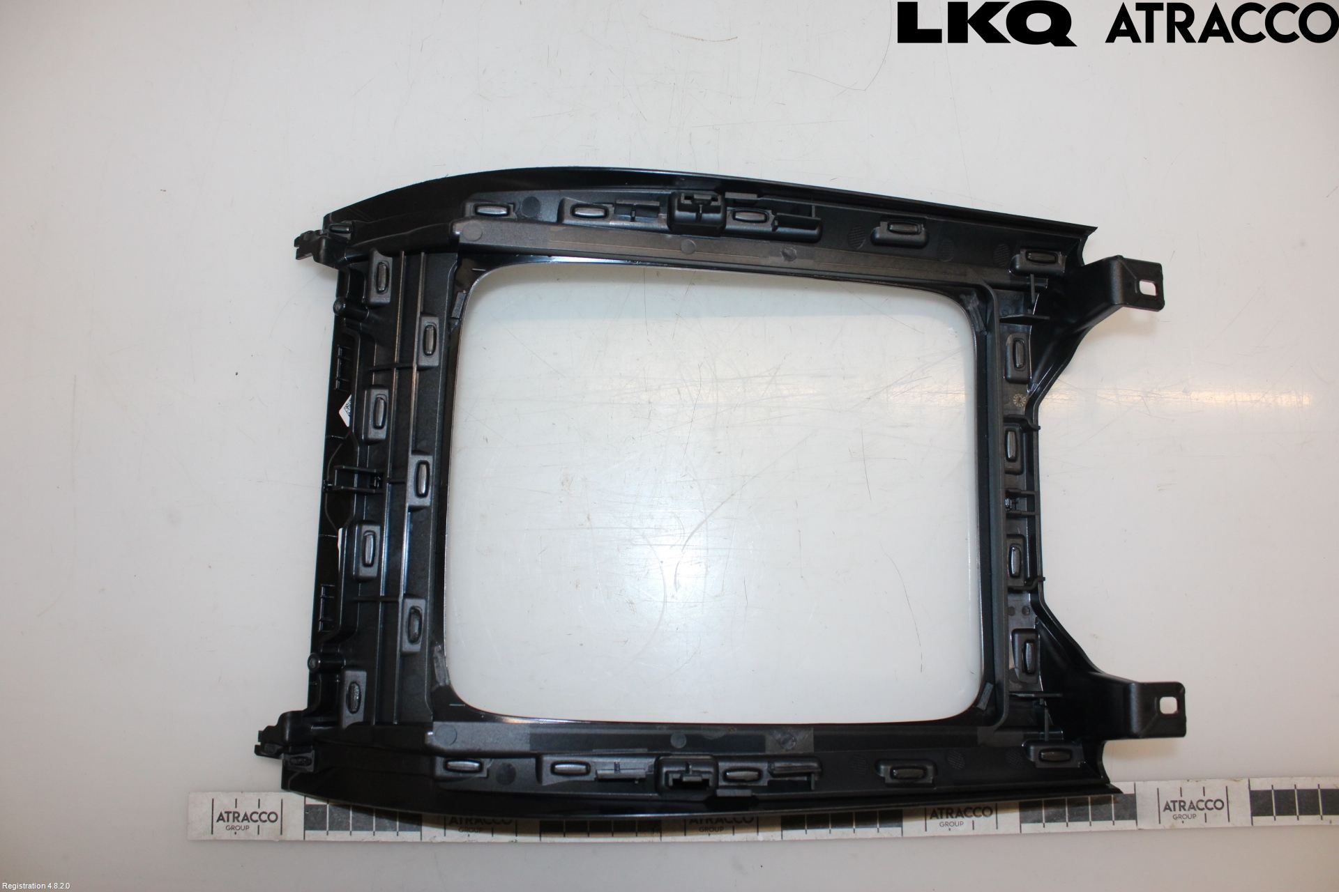 Mercedes-Benz MB EQE (V295) 22- Instrument-Radio Sarg