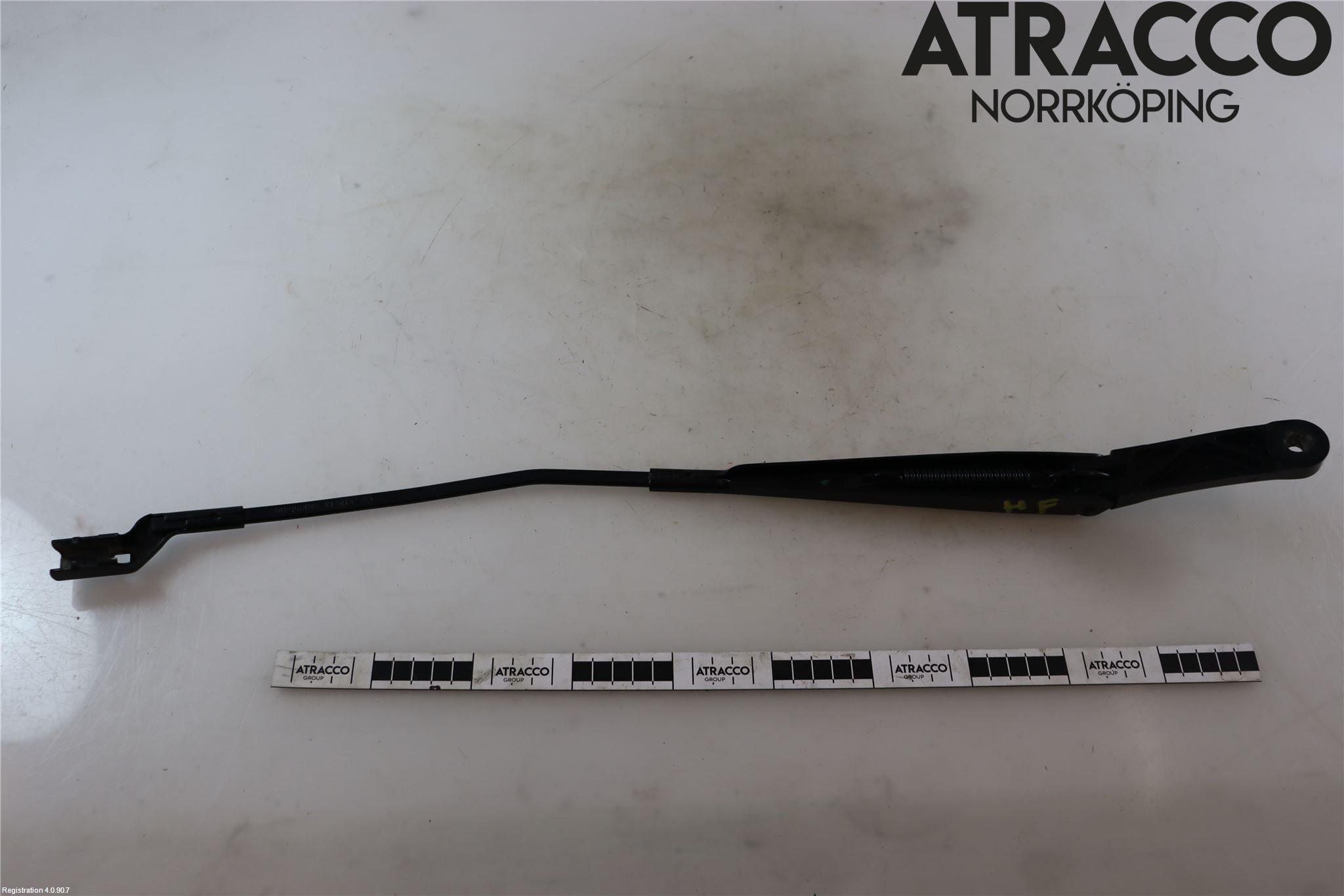 Volkswagen VW PASSAT 20-24 Torkararm Armar Vindruta